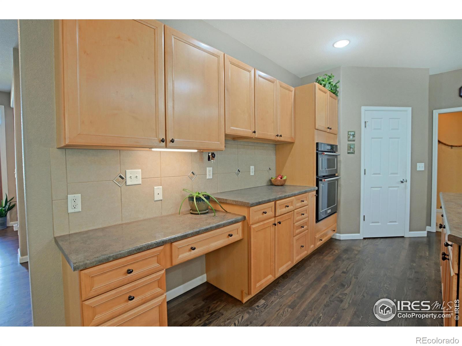 MLS Image #13 for 1752  clear creek court,windsor, Colorado