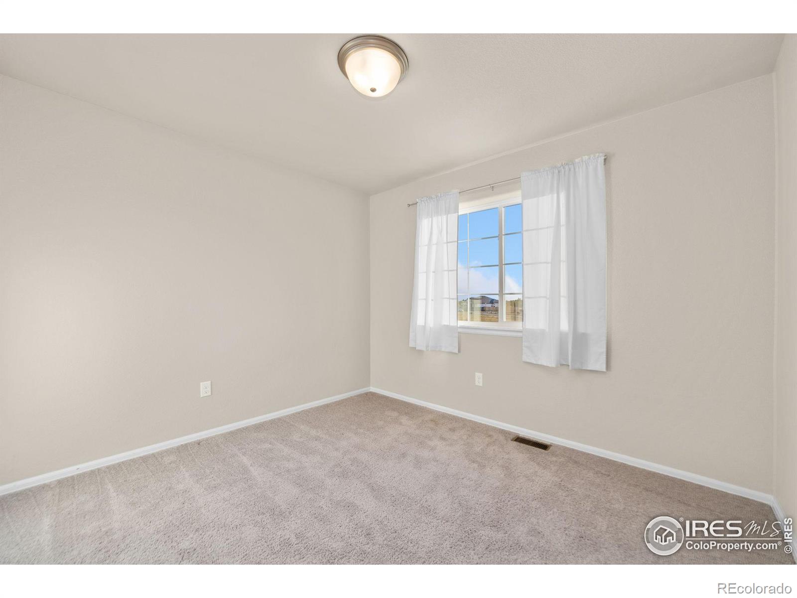 MLS Image #21 for 2033  moon rise drive,windsor, Colorado