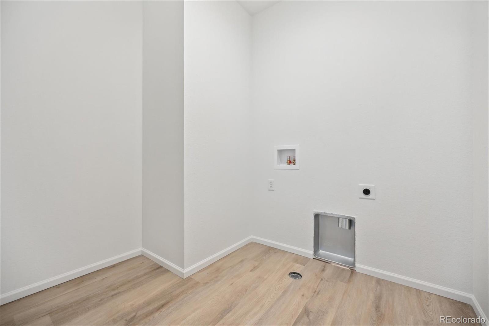 MLS Image #10 for 6564 n malta street,aurora, Colorado