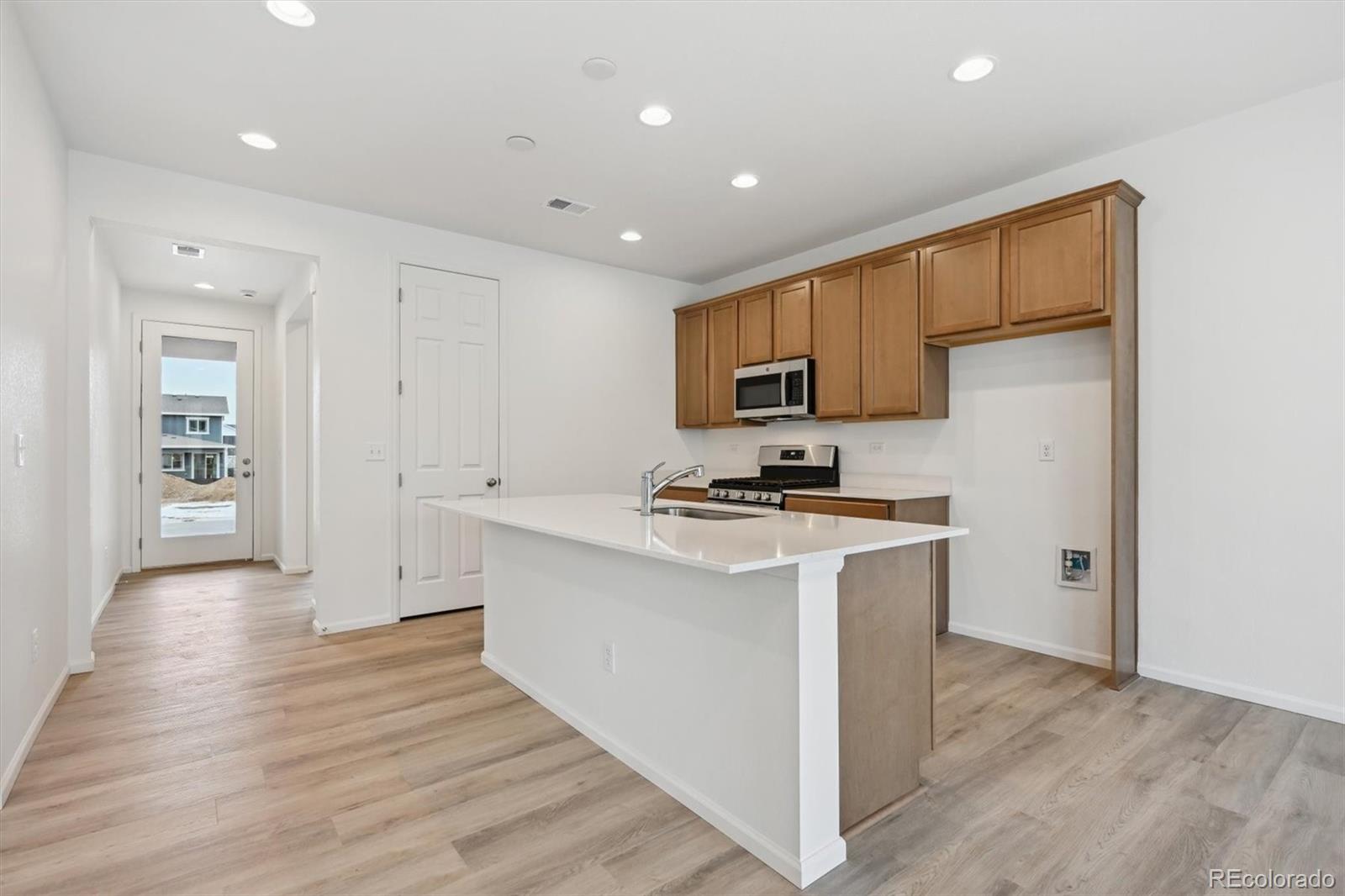 MLS Image #5 for 6564 n malta street,aurora, Colorado