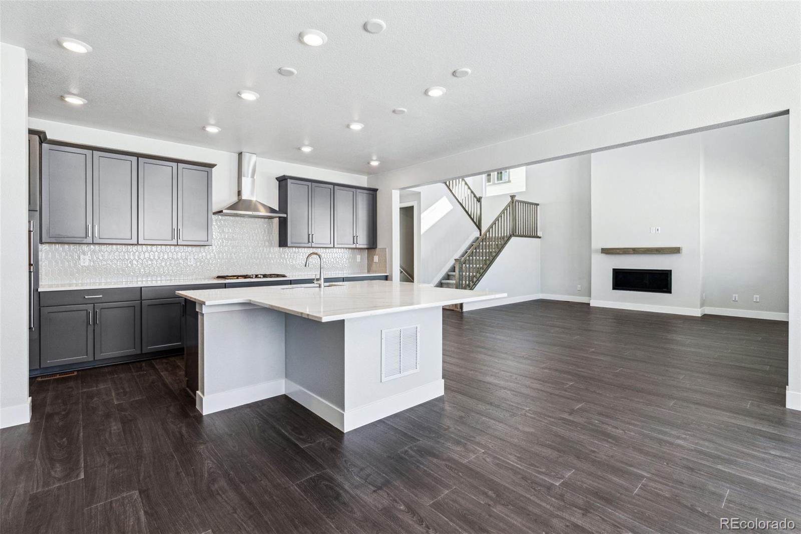 MLS Image #18 for 9339  russell circle,arvada, Colorado