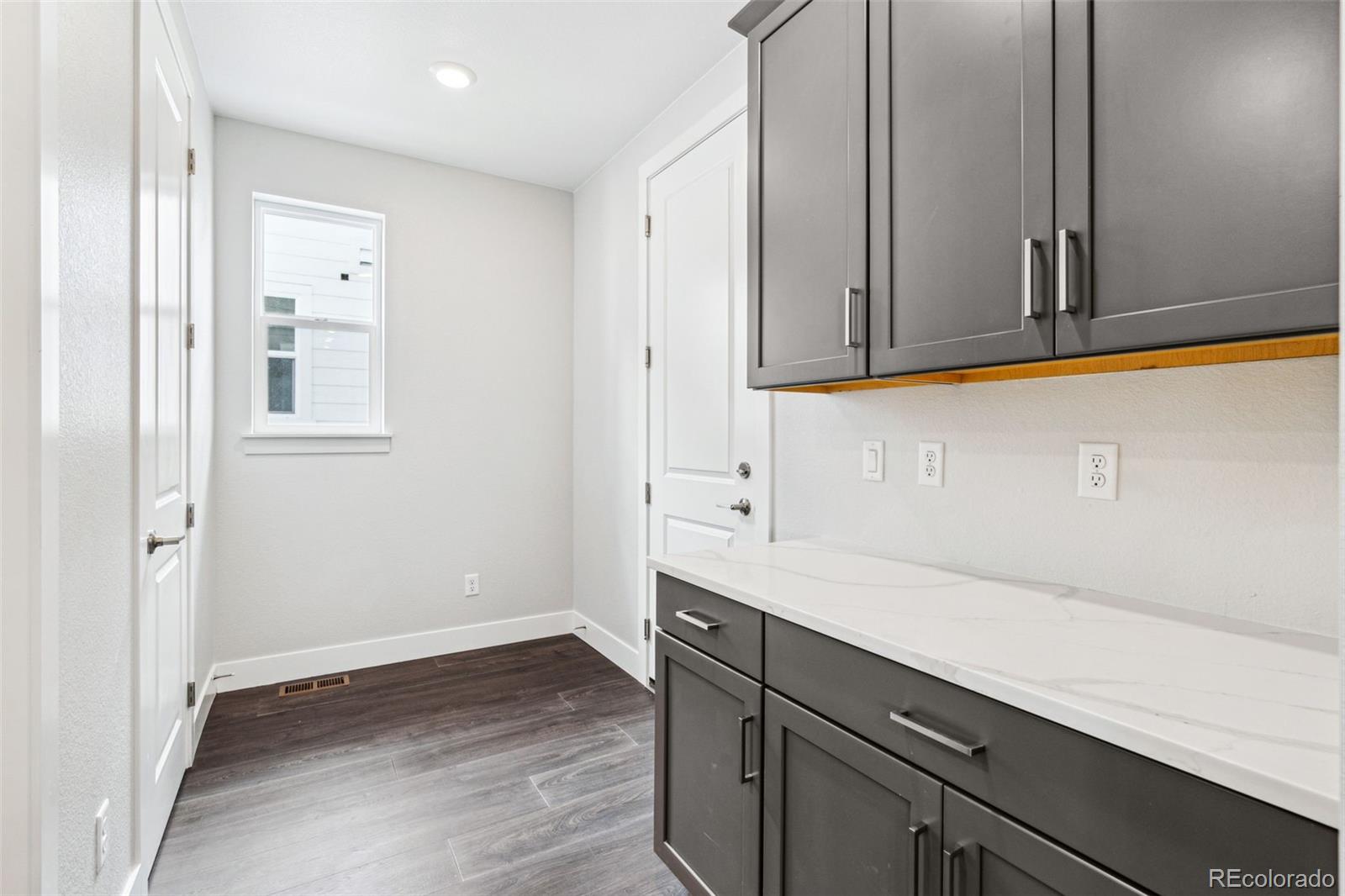 MLS Image #19 for 9339  russell circle,arvada, Colorado