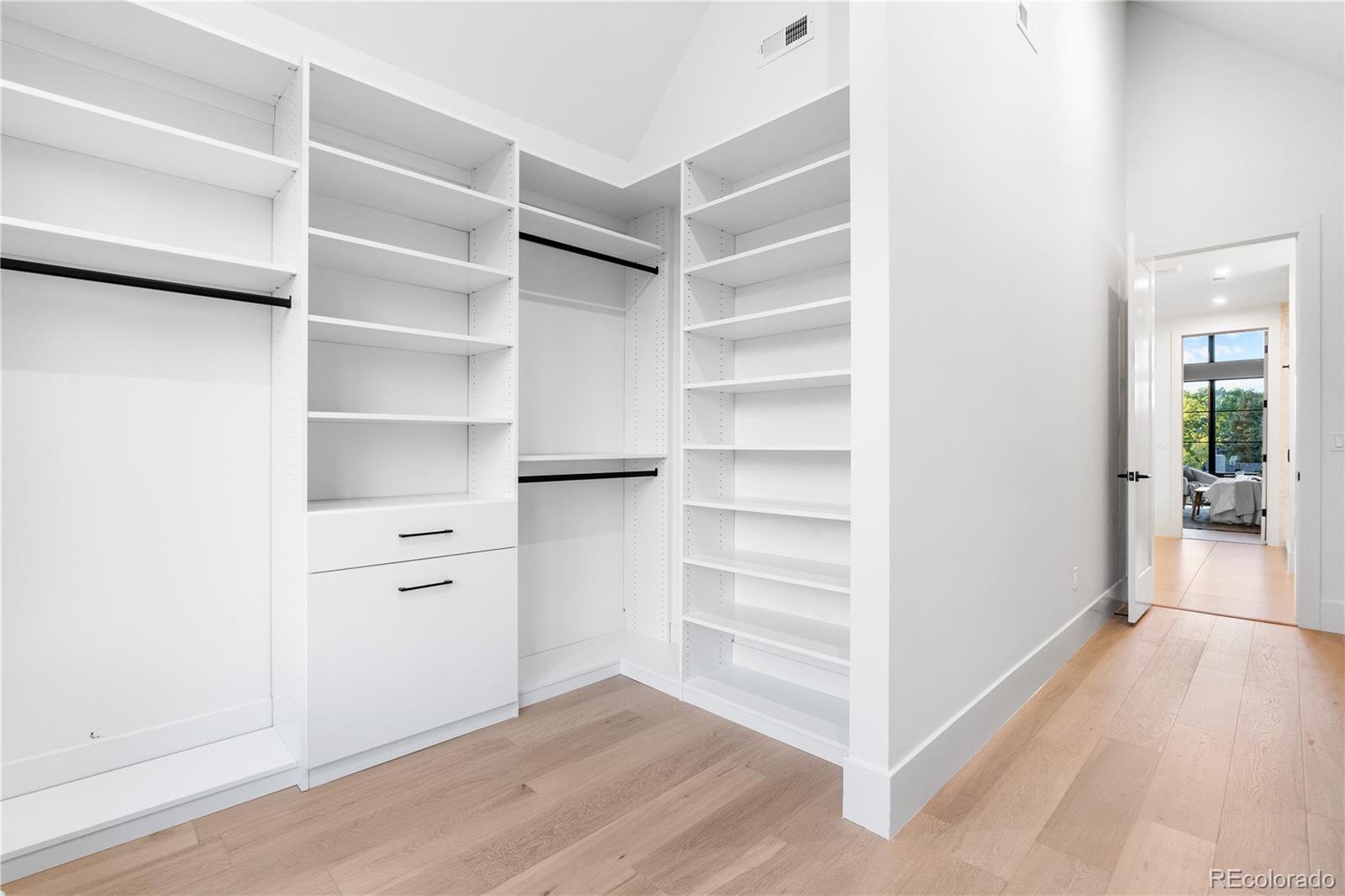 MLS Image #33 for 930 s clayton way,denver, Colorado
