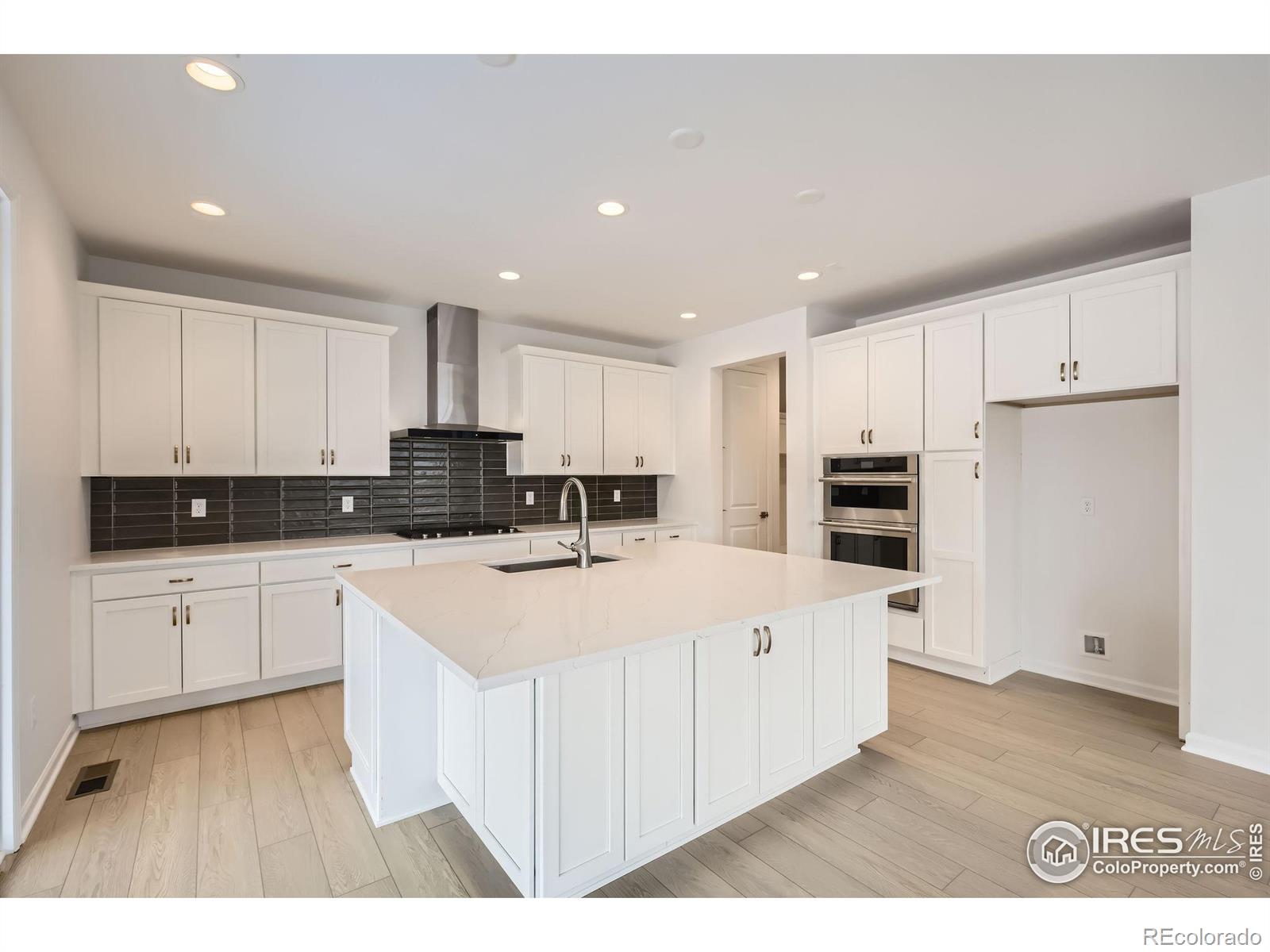 MLS Image #5 for 4439  hickory hill street,timnath, Colorado