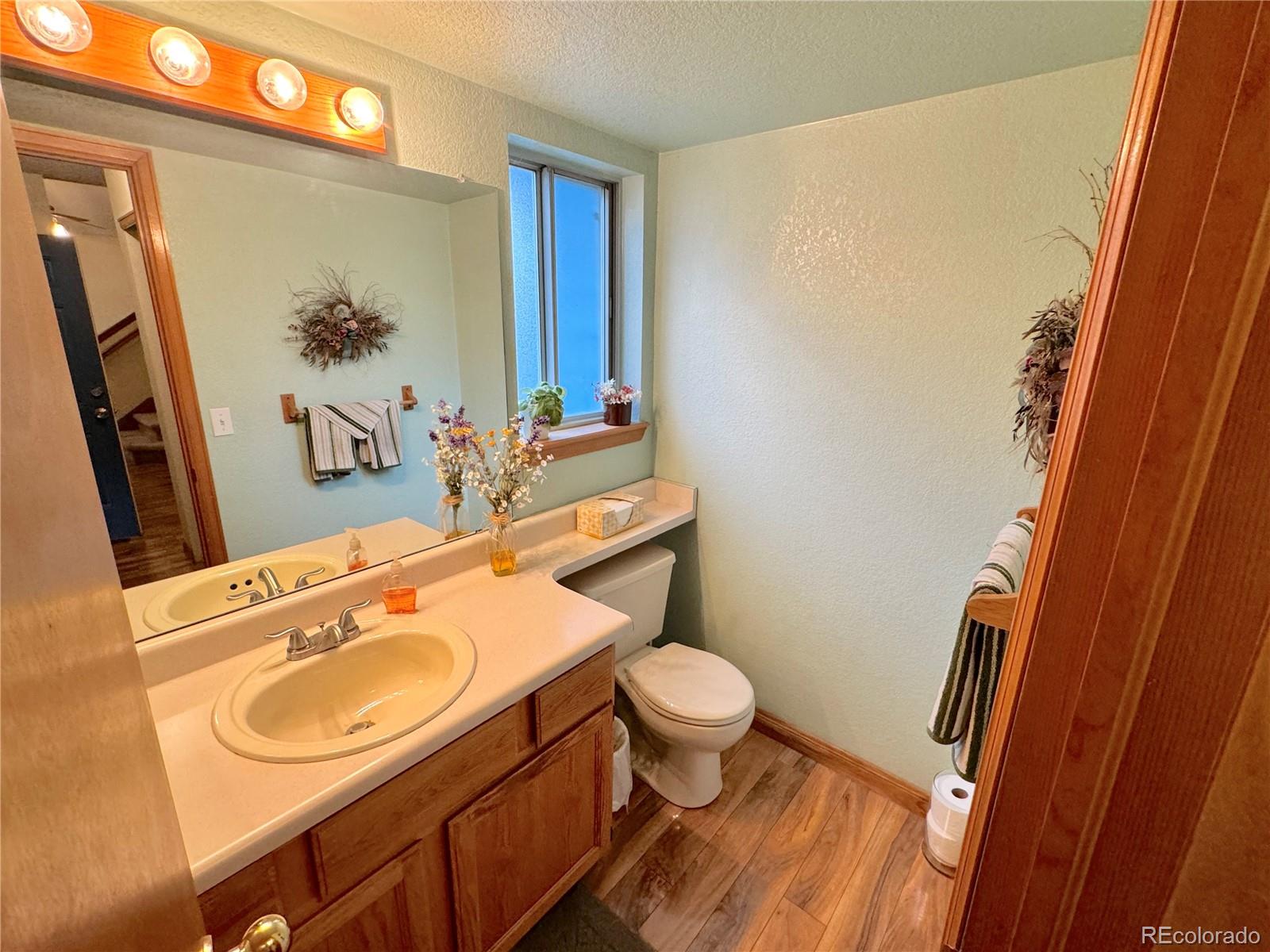 MLS Image #12 for 4215 e 106th court,thornton, Colorado