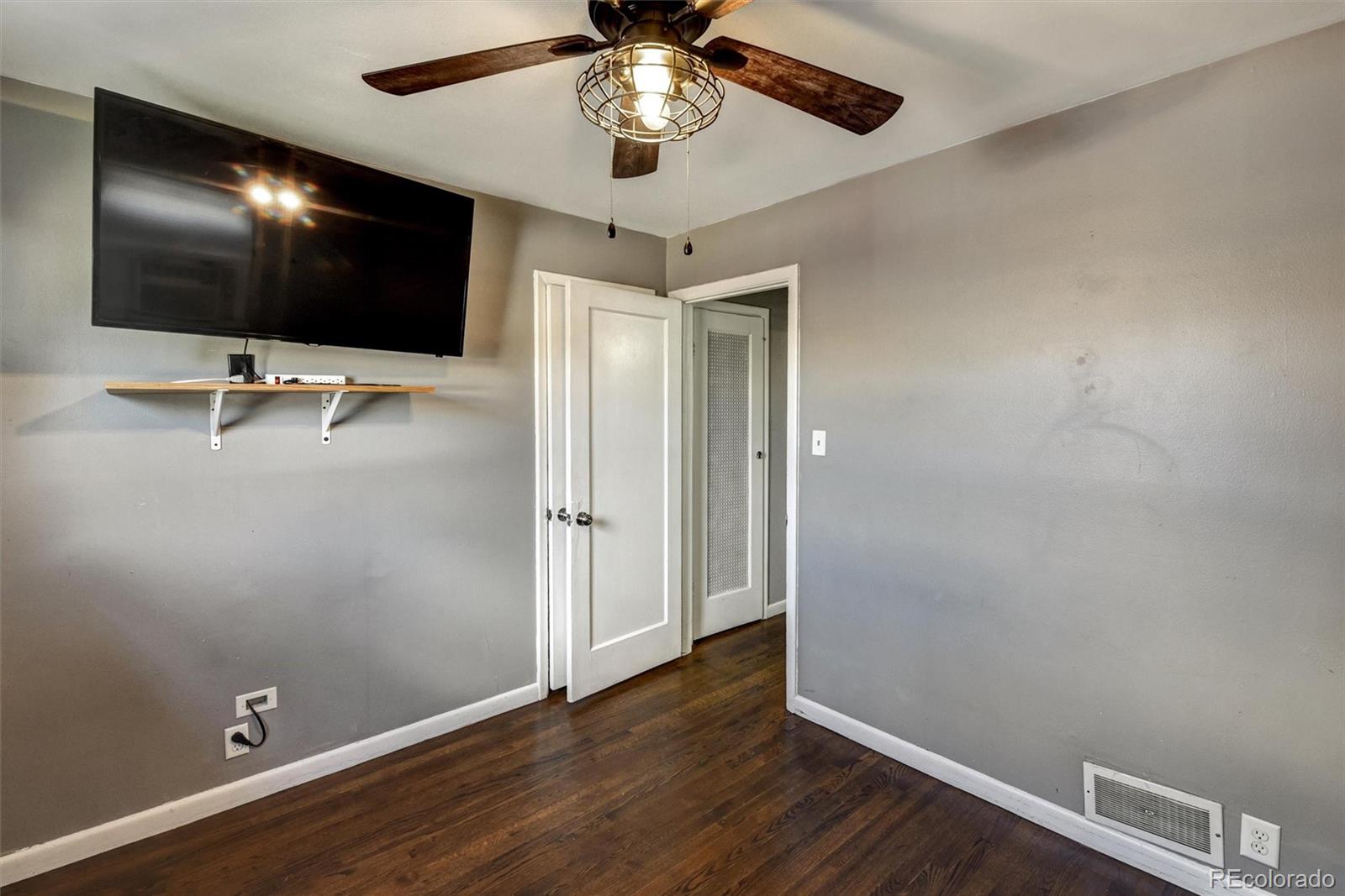 MLS Image #18 for 1575 s vallejo street,denver, Colorado