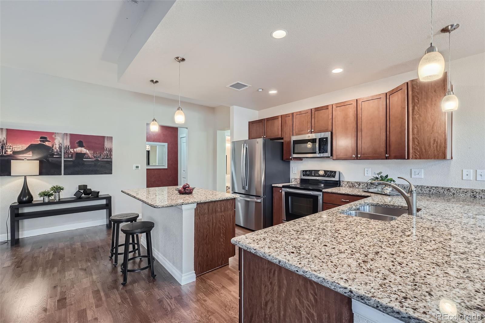 MLS Image #4 for 2200 s university boulevard,denver, Colorado