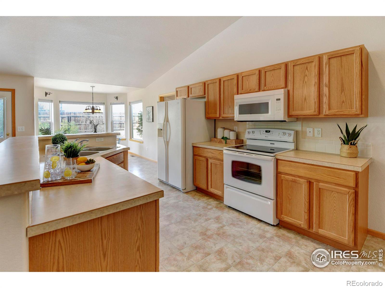 MLS Image #5 for 915  cliffrose way,severance, Colorado