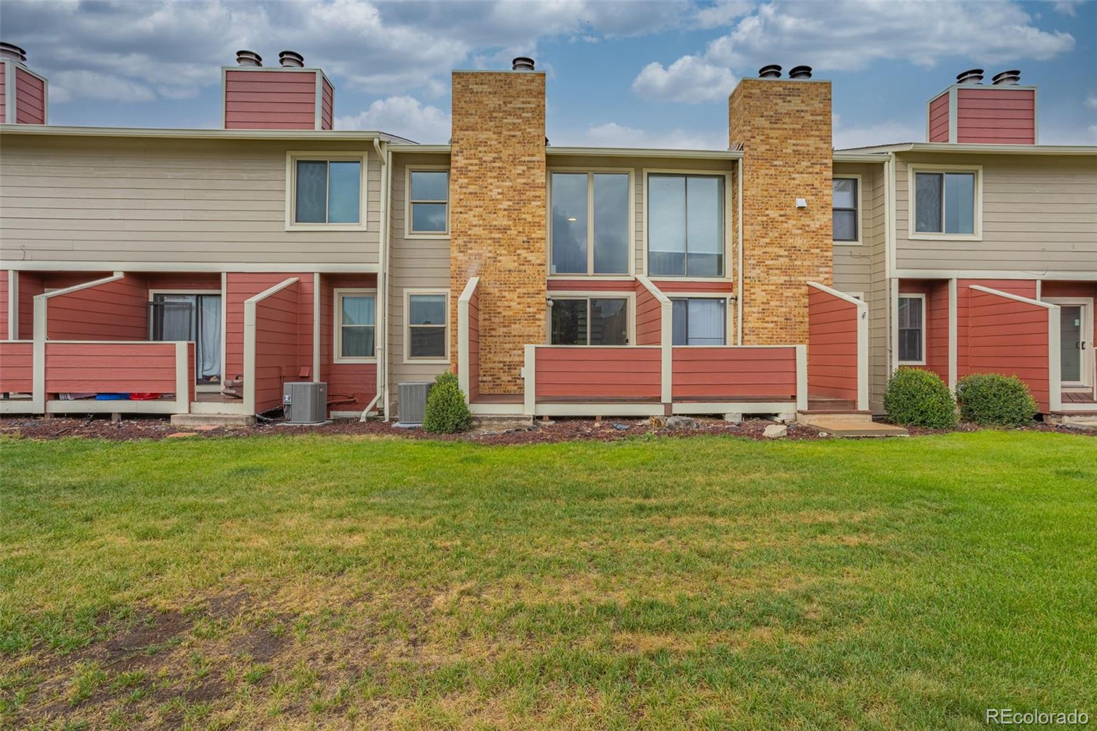 MLS Image #24 for 416 w rockrimmon boulevard,colorado springs, Colorado