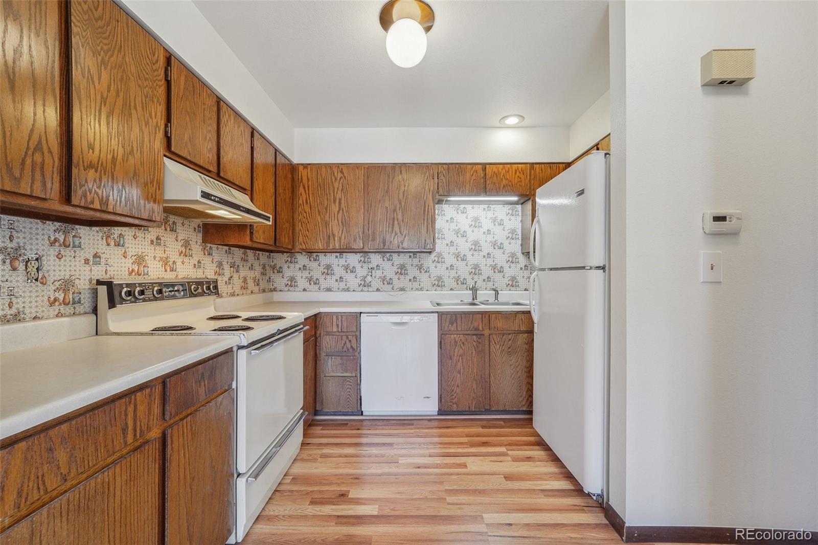 MLS Image #13 for 7965  york street,denver, Colorado