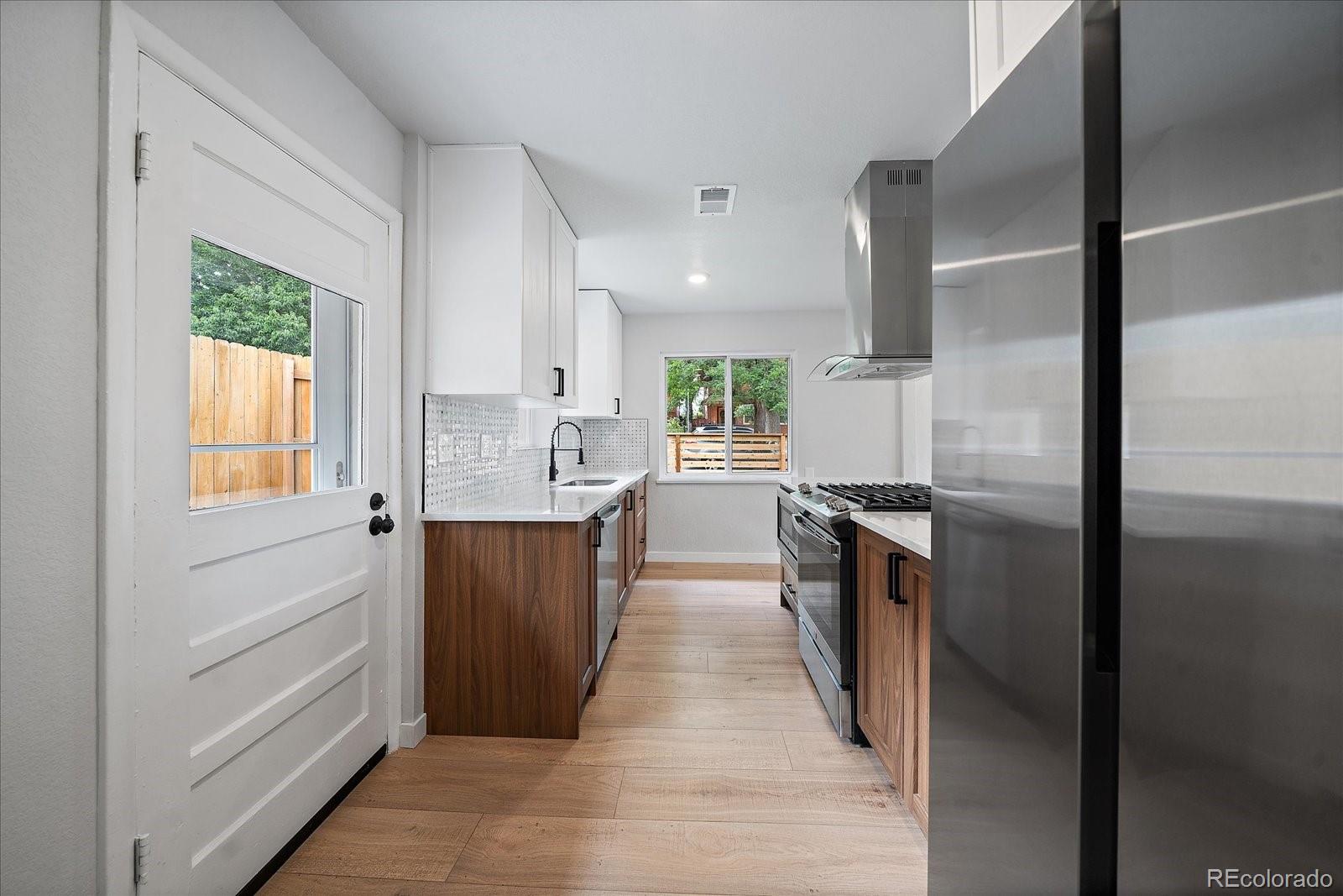 MLS Image #7 for 3738 n eliot street,denver, Colorado