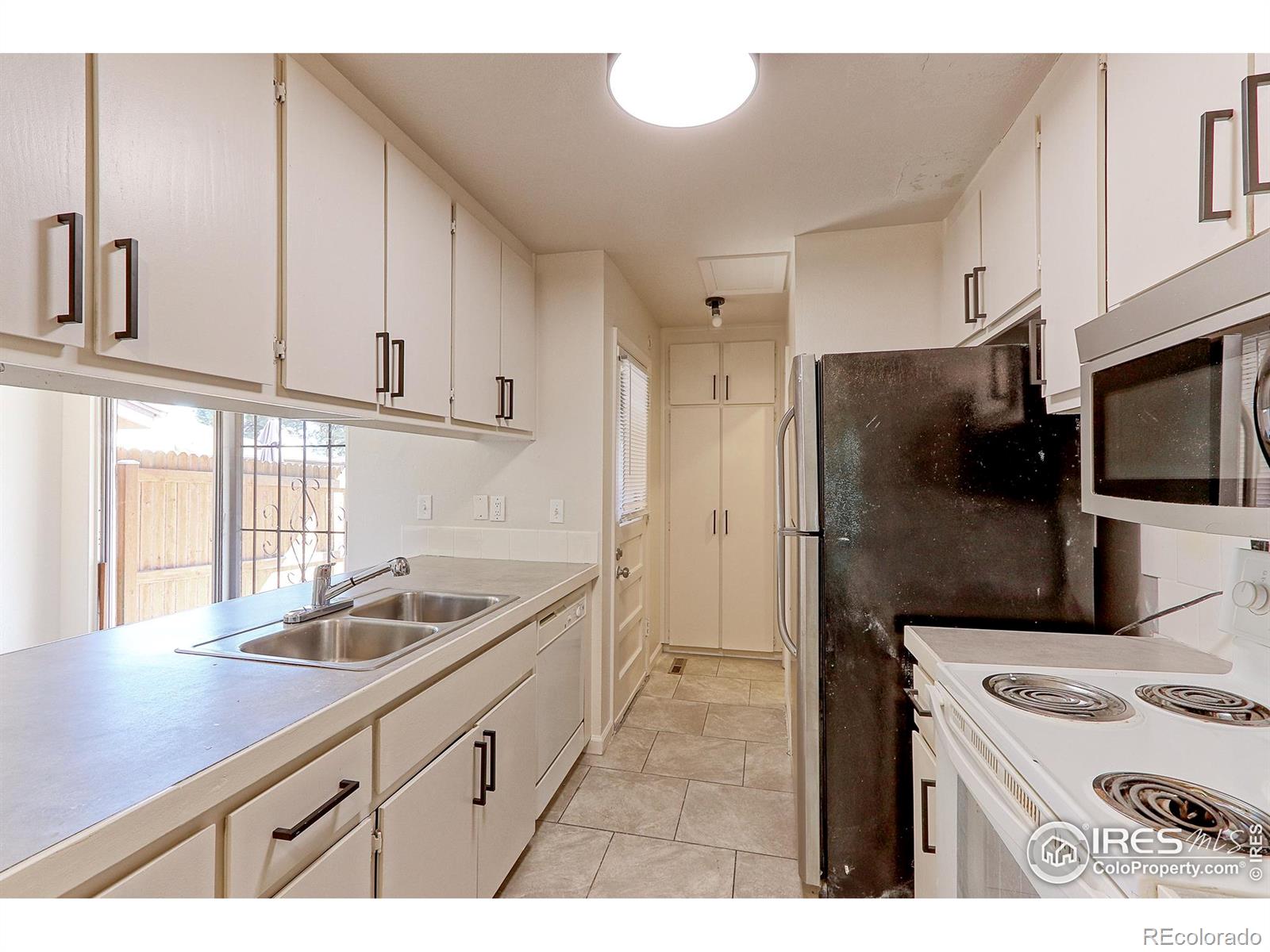 MLS Image #8 for 15125 e jefferson place,aurora, Colorado