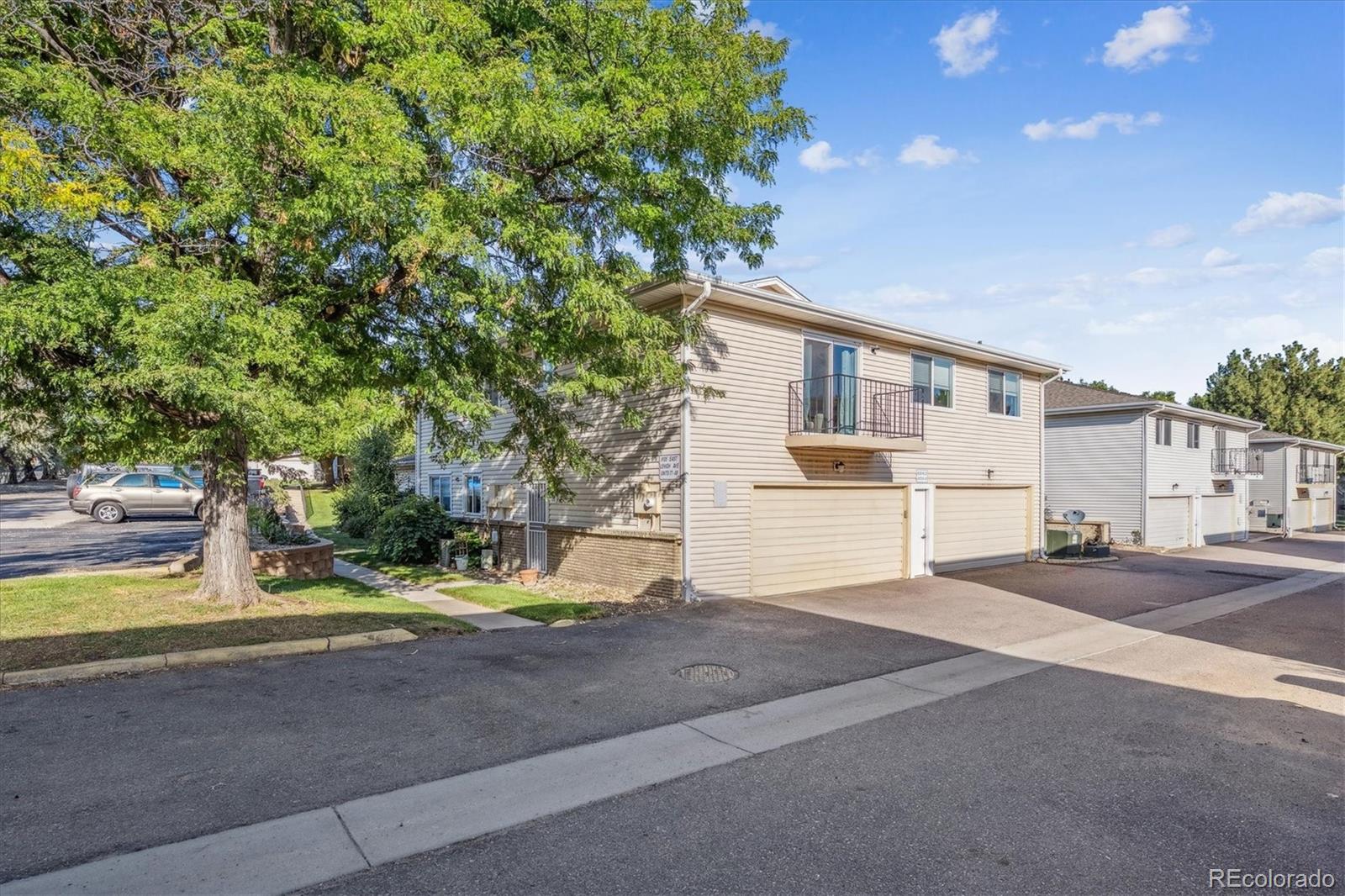 MLS Image #15 for 9105 e lehigh avenue,denver, Colorado