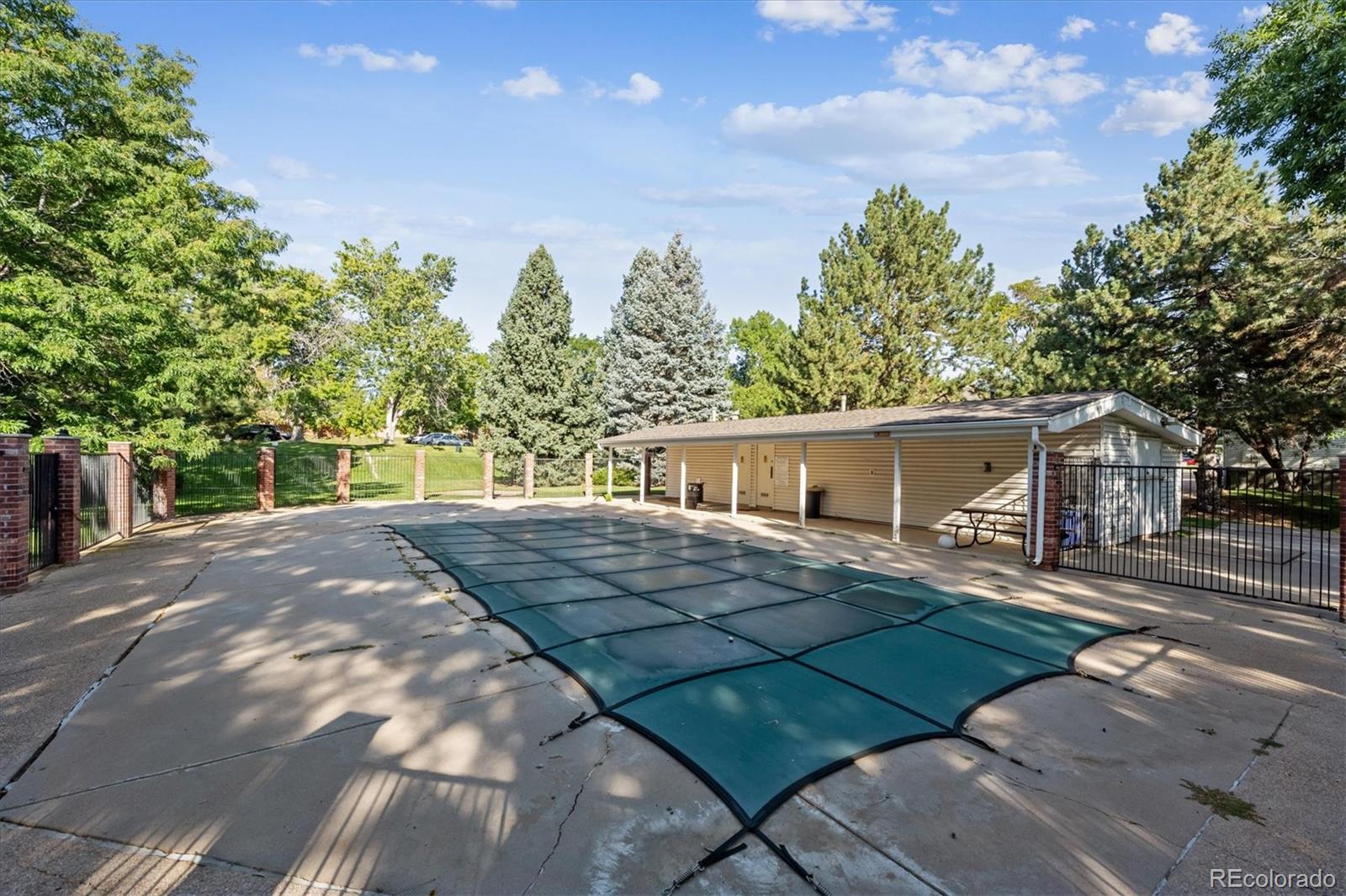 MLS Image #19 for 9105 e lehigh avenue,denver, Colorado