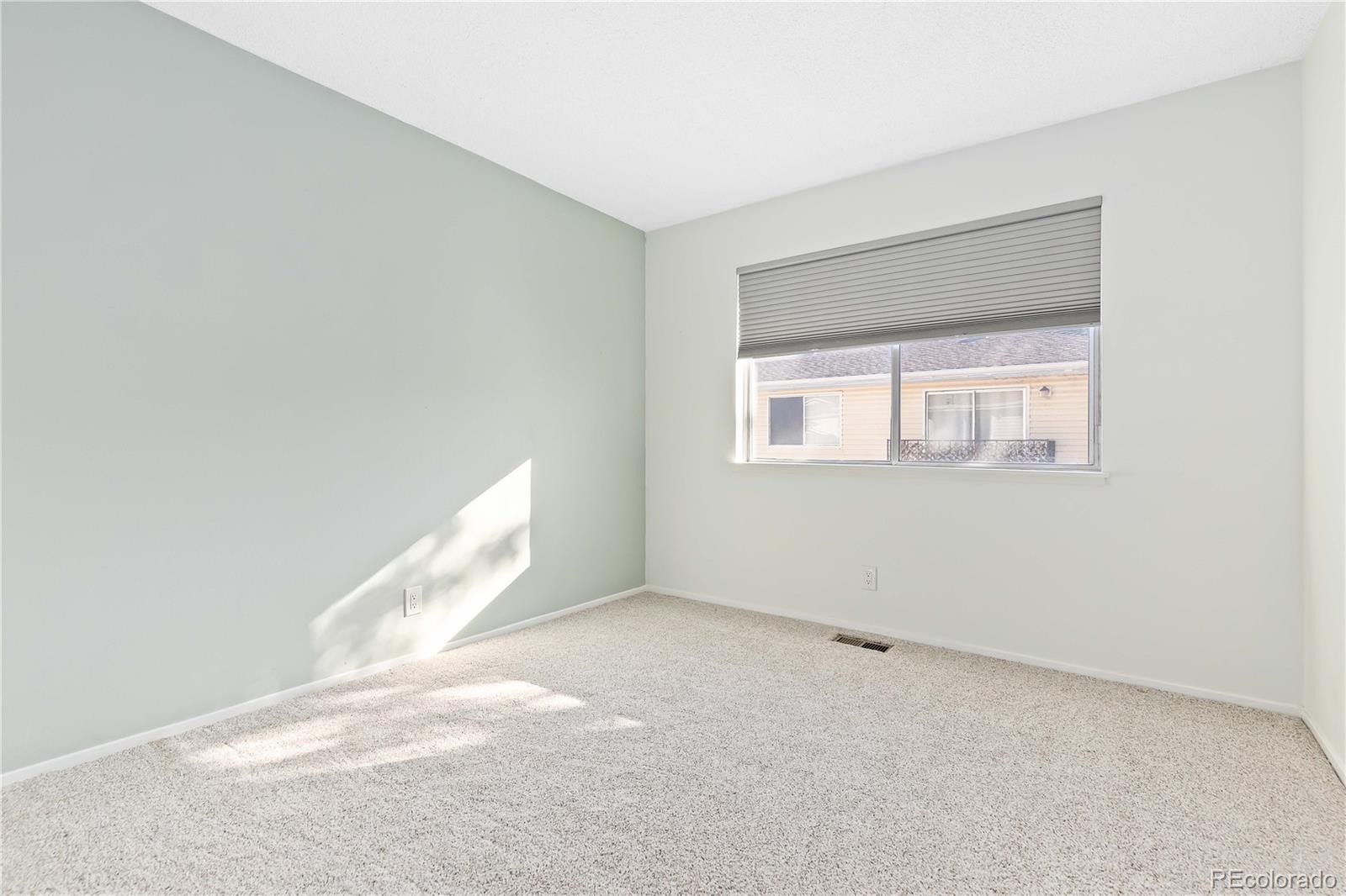 MLS Image #12 for 9195 e lehigh avenue,denver, Colorado