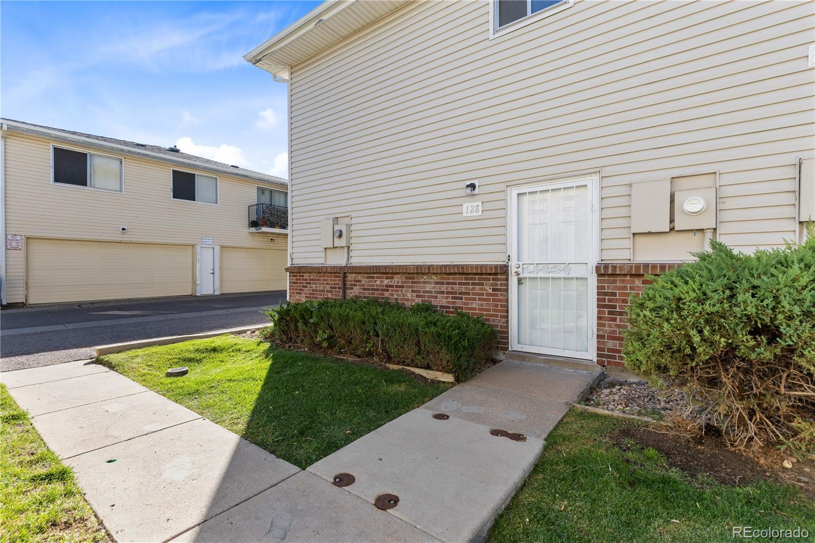 MLS Image #25 for 9195 e lehigh avenue,denver, Colorado