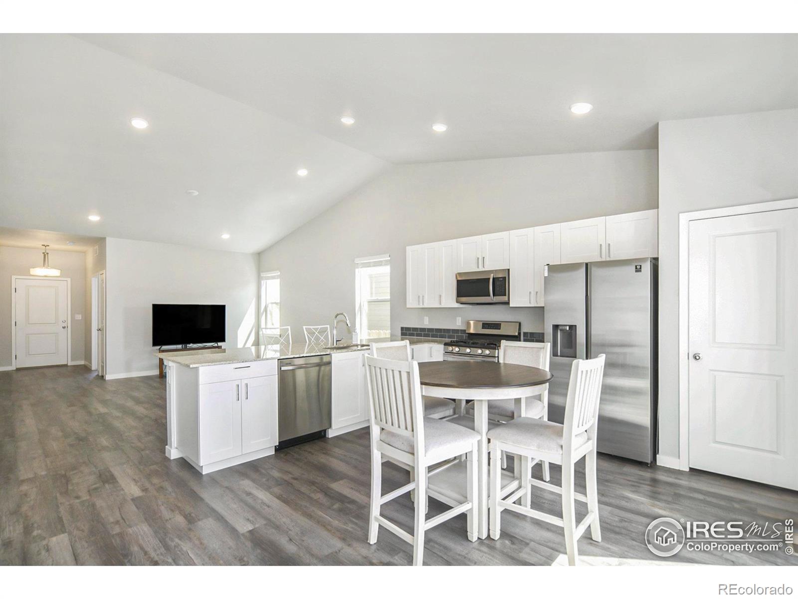 MLS Image #7 for 502  pronghorn court,wiggins, Colorado