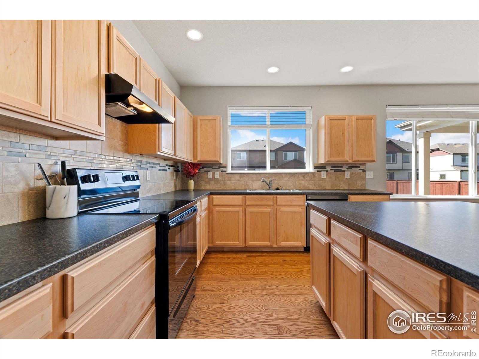 MLS Image #5 for 1652  country sun drive,windsor, Colorado