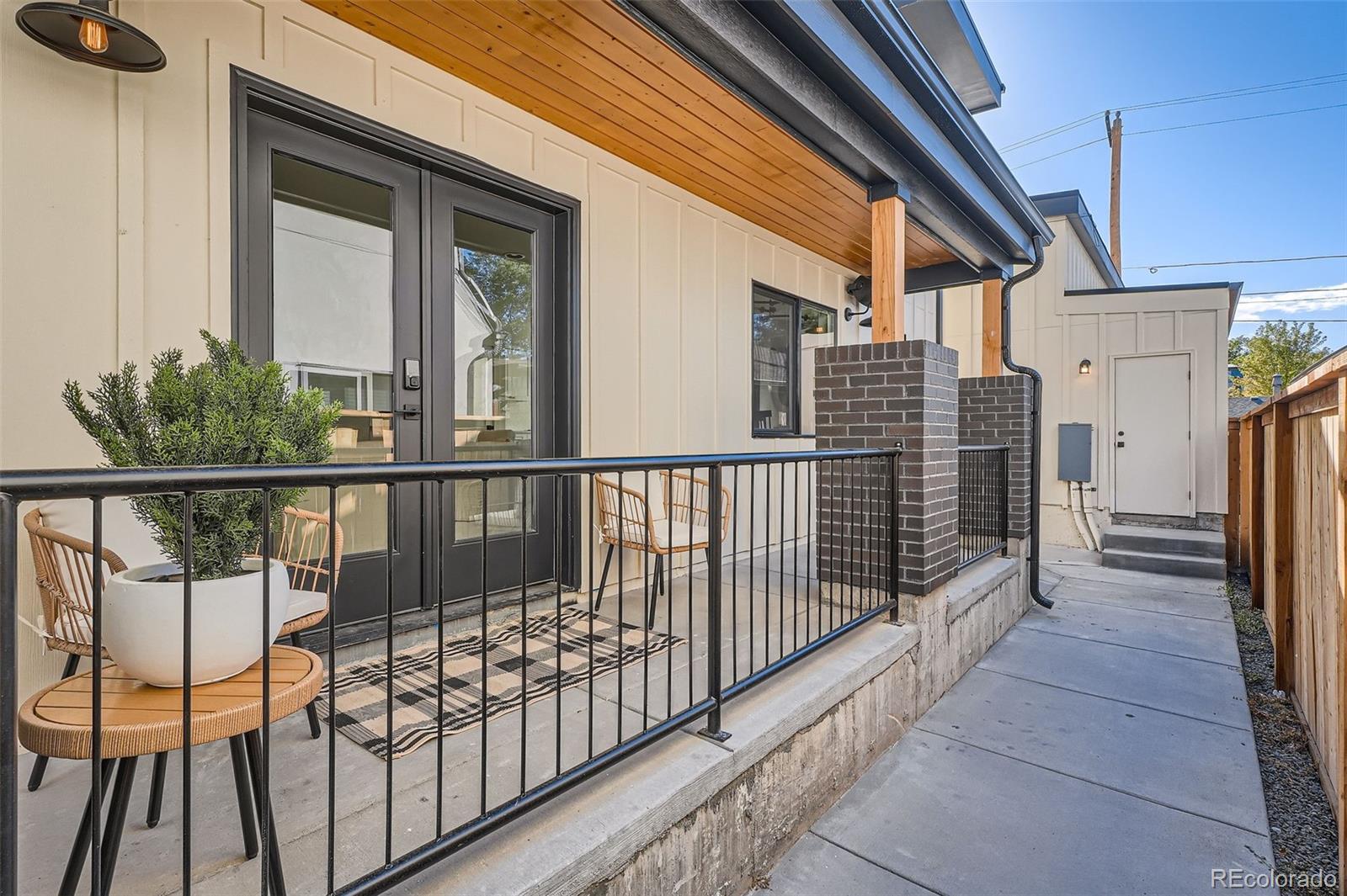 MLS Image #2 for 849 n elm street,denver, Colorado