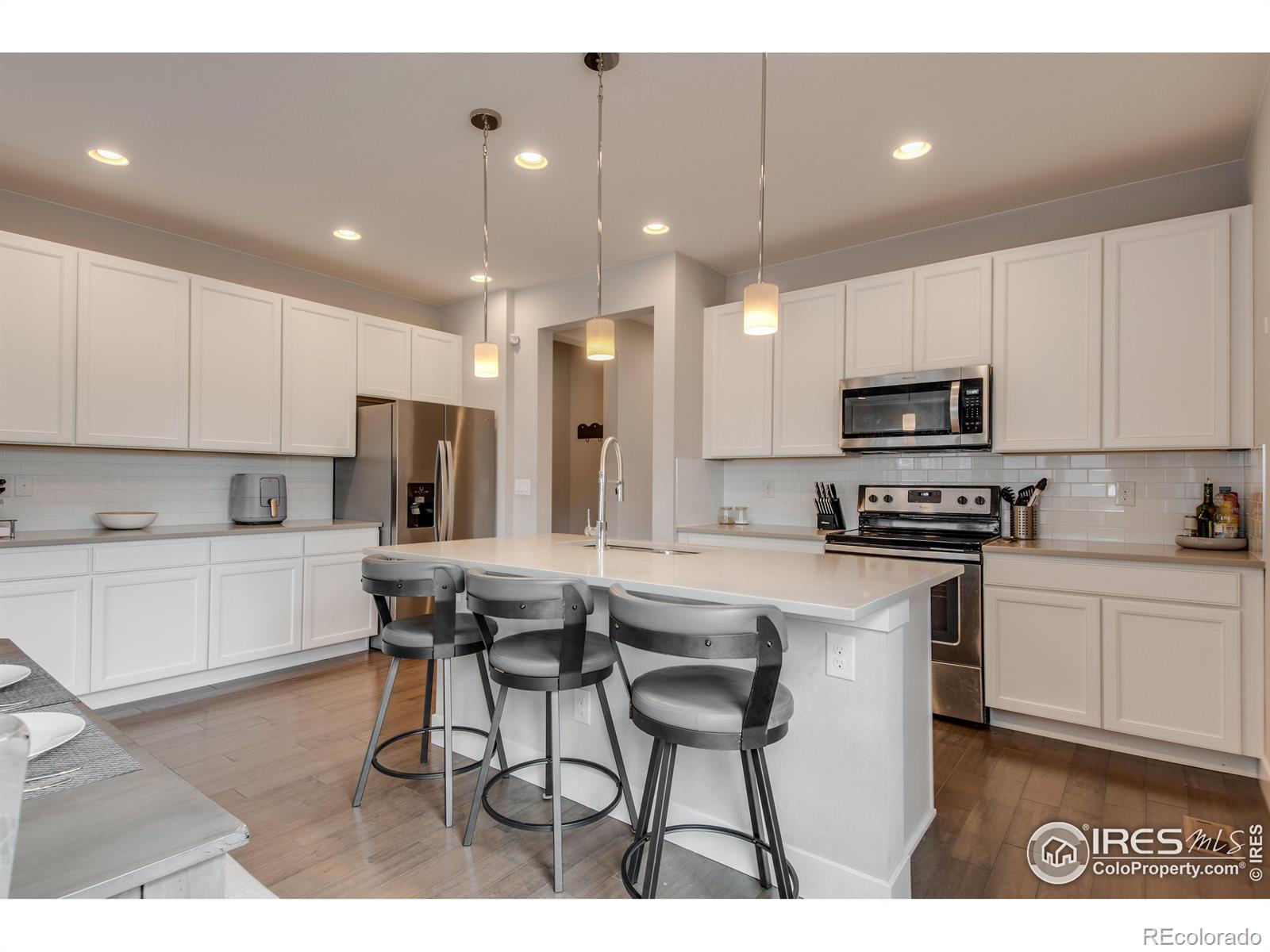 MLS Image #3 for 4725  helena street,denver, Colorado