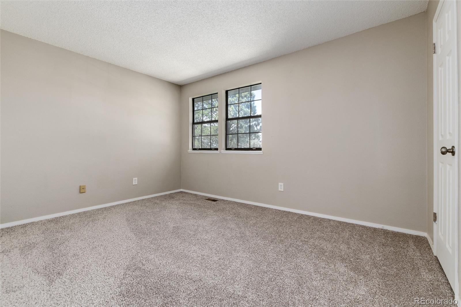 MLS Image #22 for 3852 s evanston street,aurora, Colorado