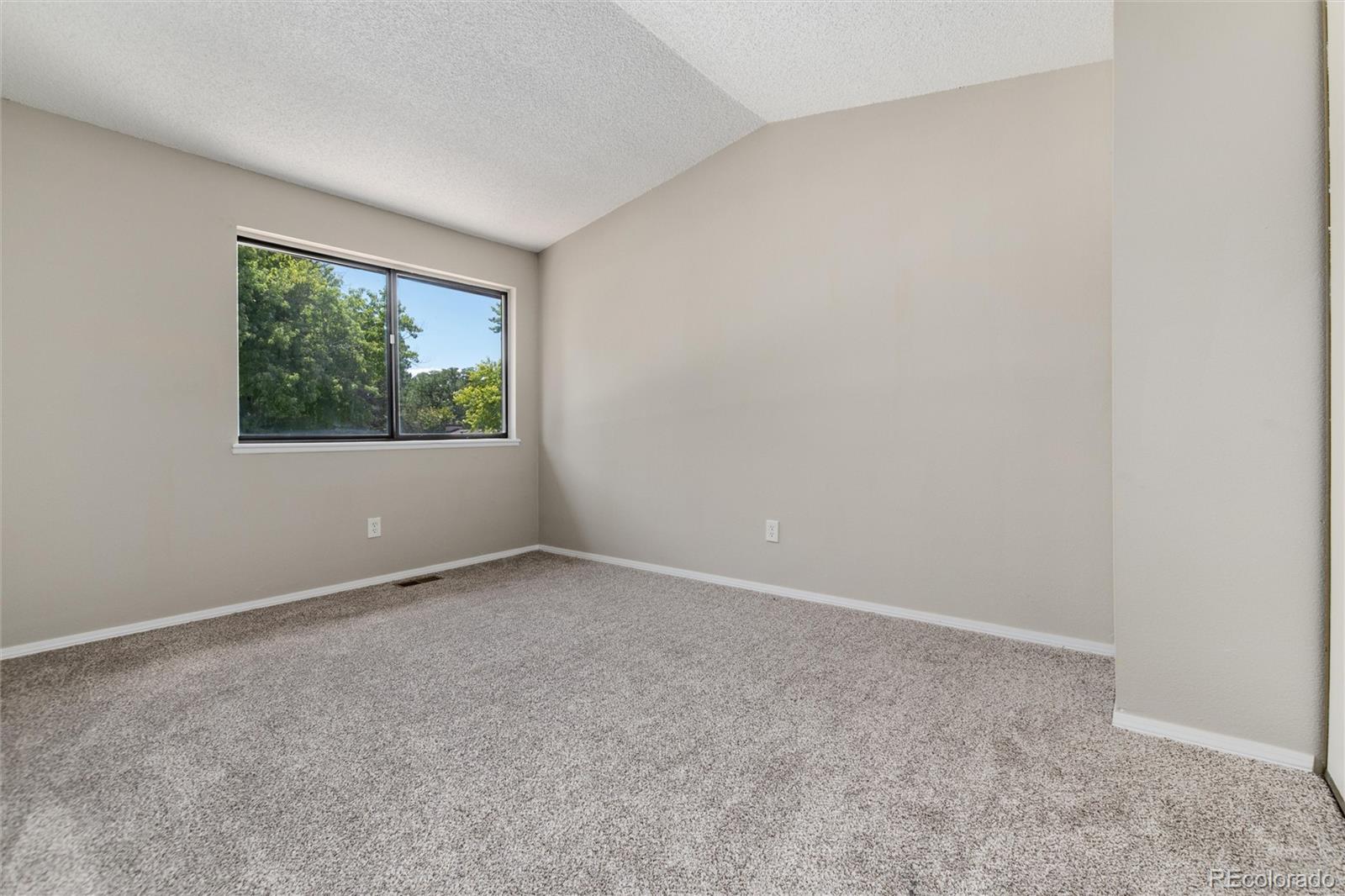 MLS Image #26 for 3852 s evanston street,aurora, Colorado