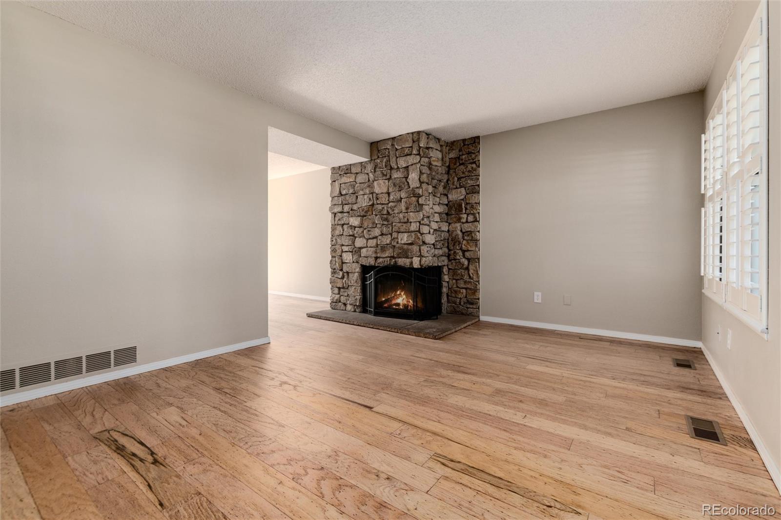 MLS Image #7 for 3852 s evanston street,aurora, Colorado