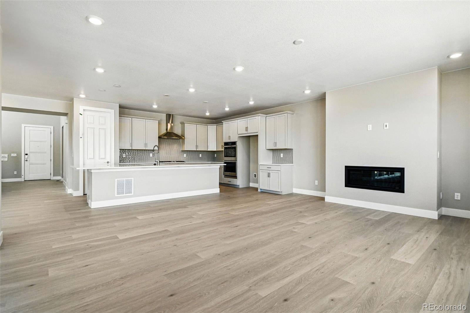 MLS Image #17 for 9329  russell circle,arvada, Colorado