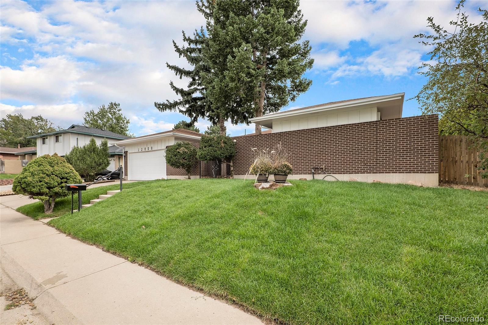 MLS Image #3 for 12950 e 48 avenue,denver, Colorado