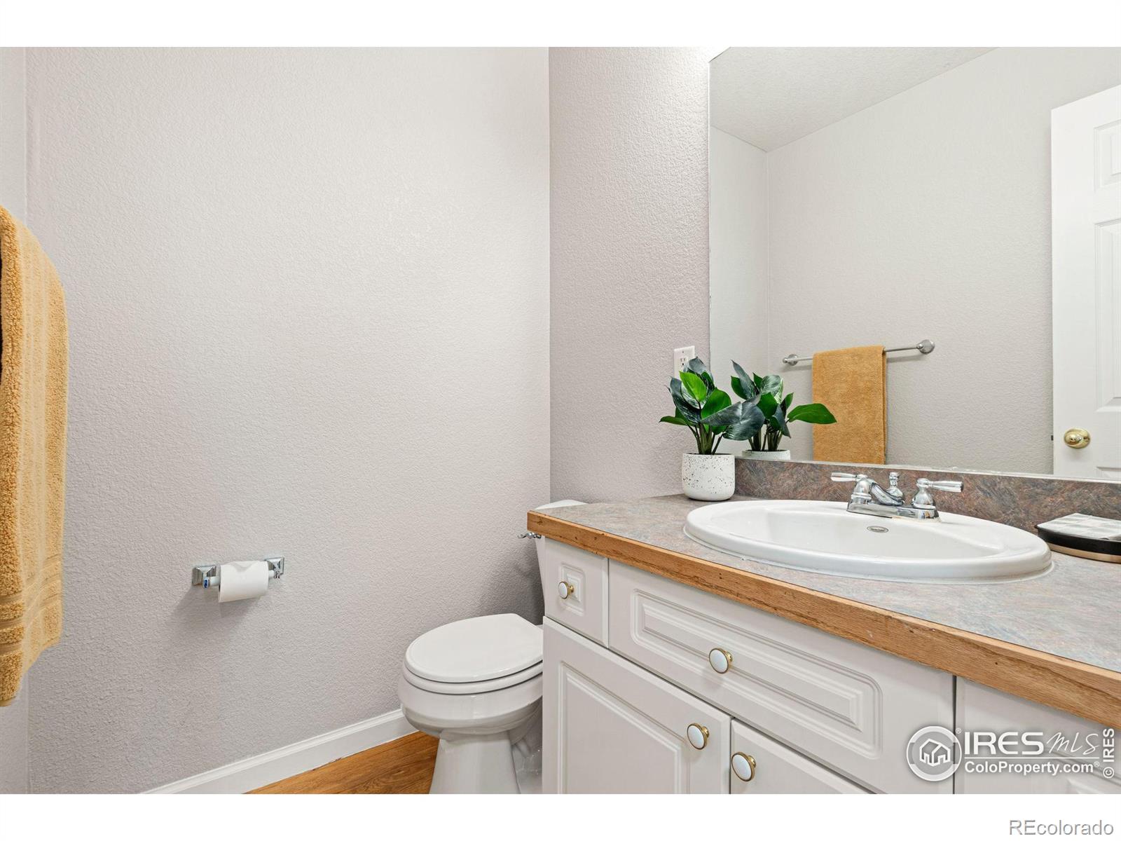 MLS Image #7 for 13052  harrison drive,thornton, Colorado