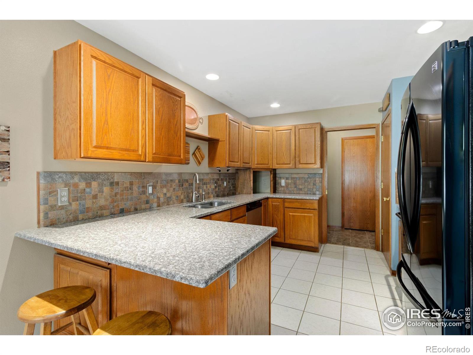 MLS Image #5 for 1412  ptarmigan court,fort collins, Colorado