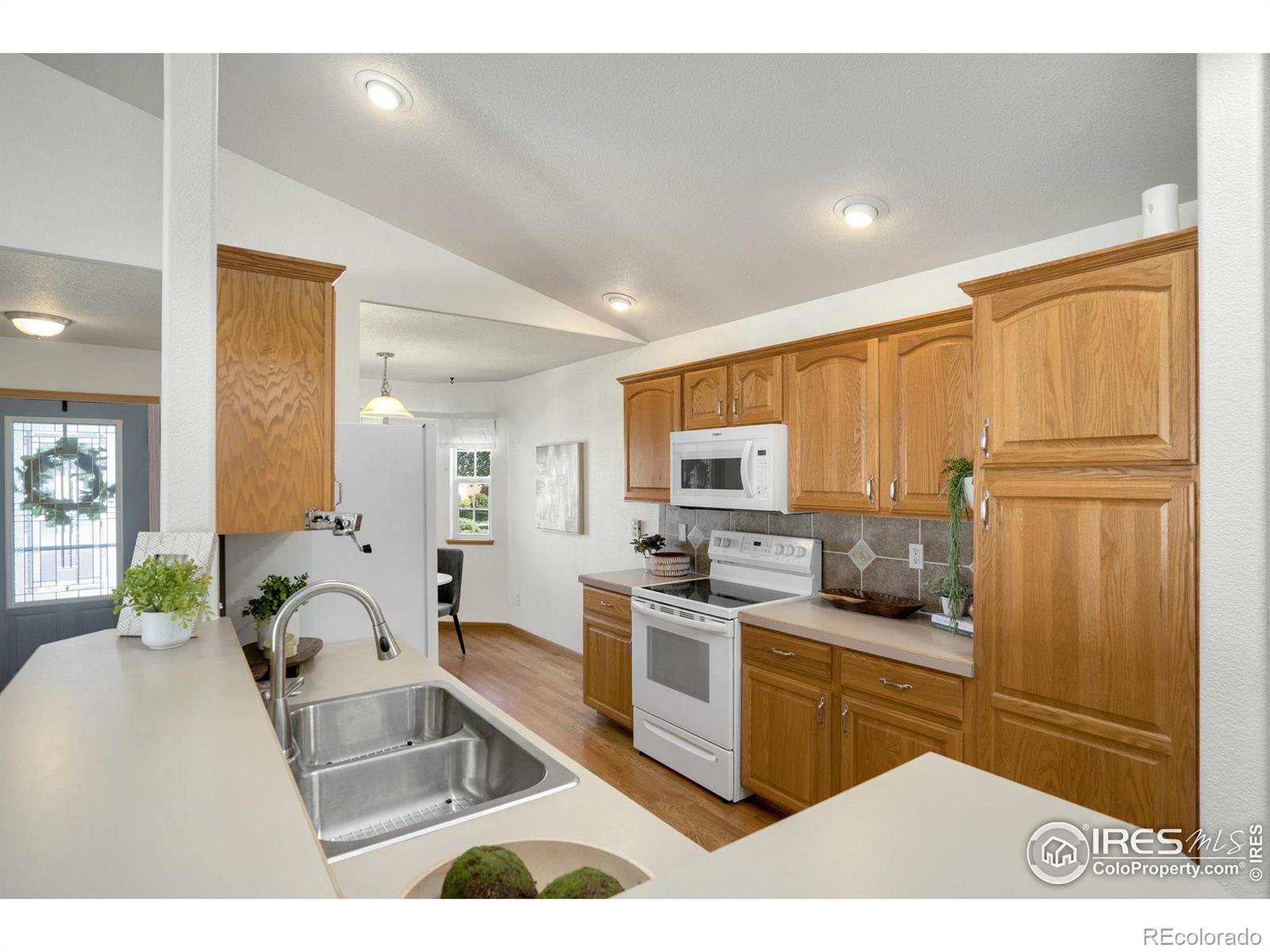 MLS Image #11 for 1752  suntide drive,johnstown, Colorado