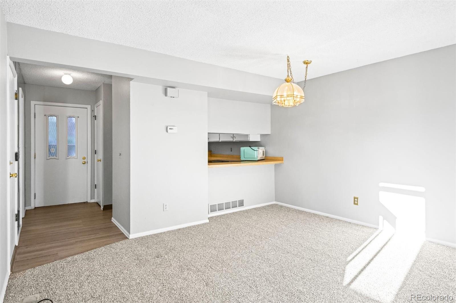 MLS Image #7 for 11622 e cedar avenue,aurora, Colorado