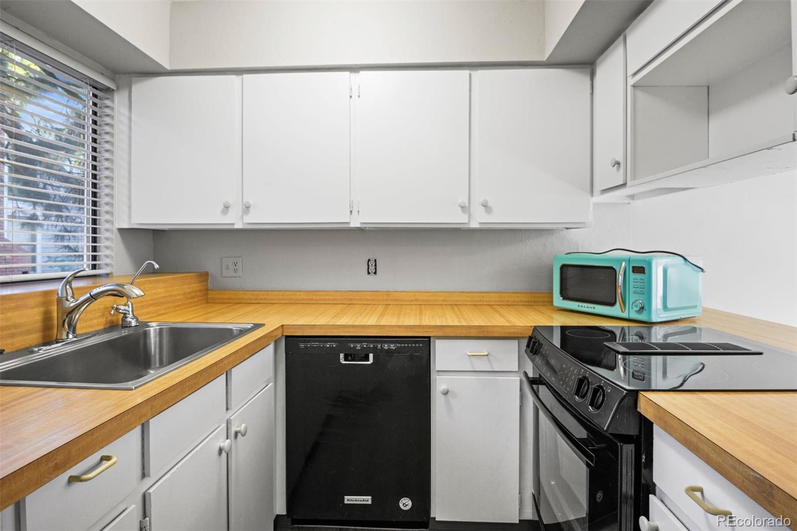 MLS Image #8 for 11622 e cedar avenue,aurora, Colorado