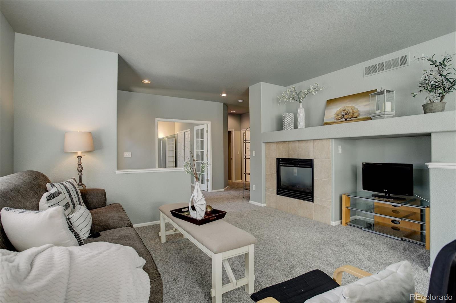 MLS Image #11 for 13946  legend trail 102,broomfield, Colorado