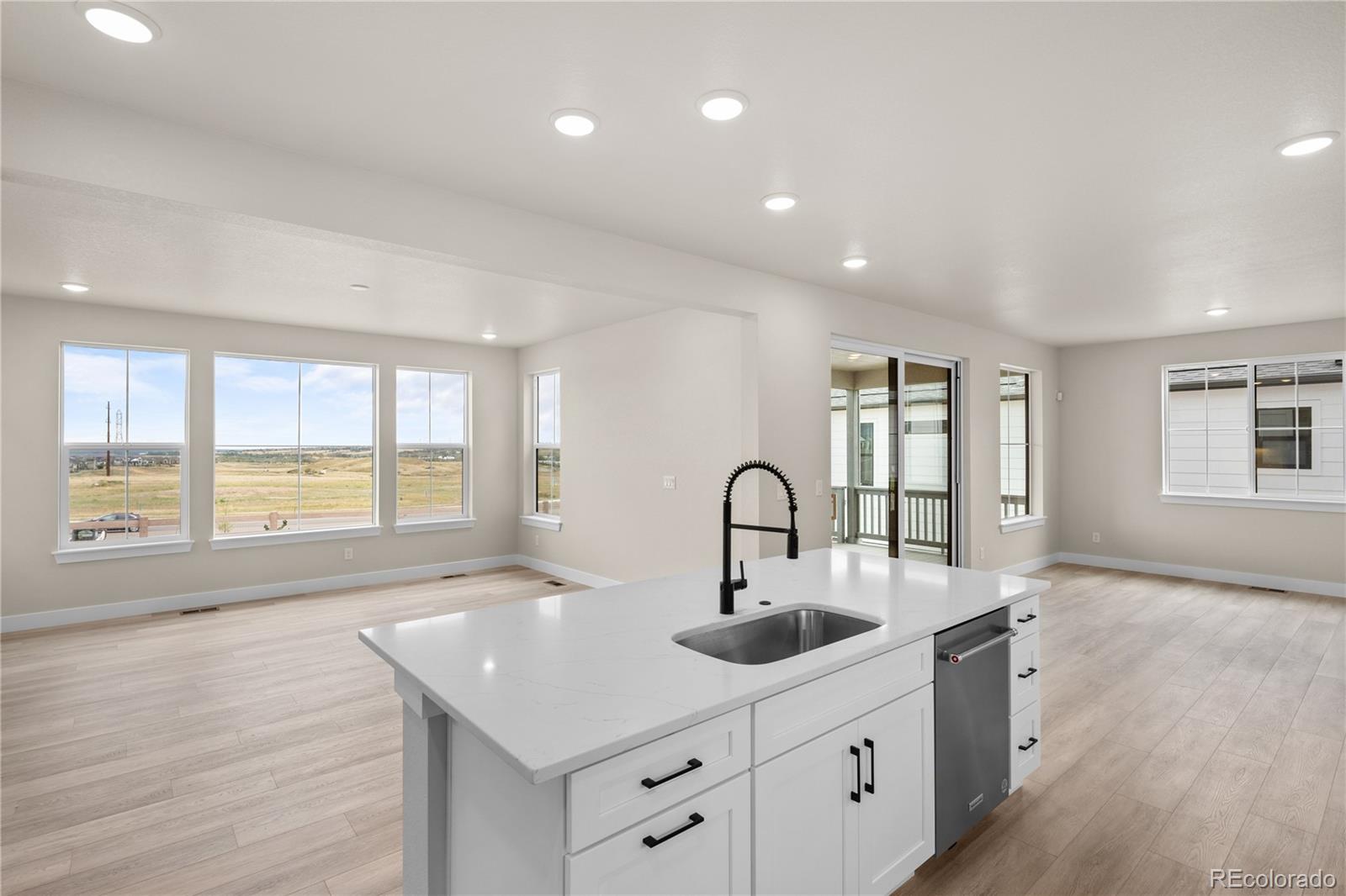 MLS Image #4 for 8926  whiteclover street,littleton, Colorado