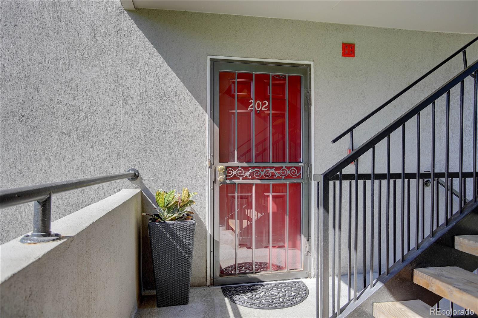 MLS Image #39 for 10520 w jewell avenue,lakewood, Colorado
