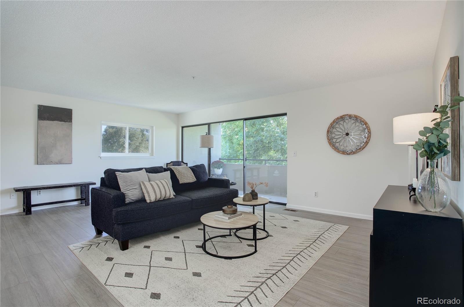 MLS Image #4 for 10520 w jewell avenue,lakewood, Colorado