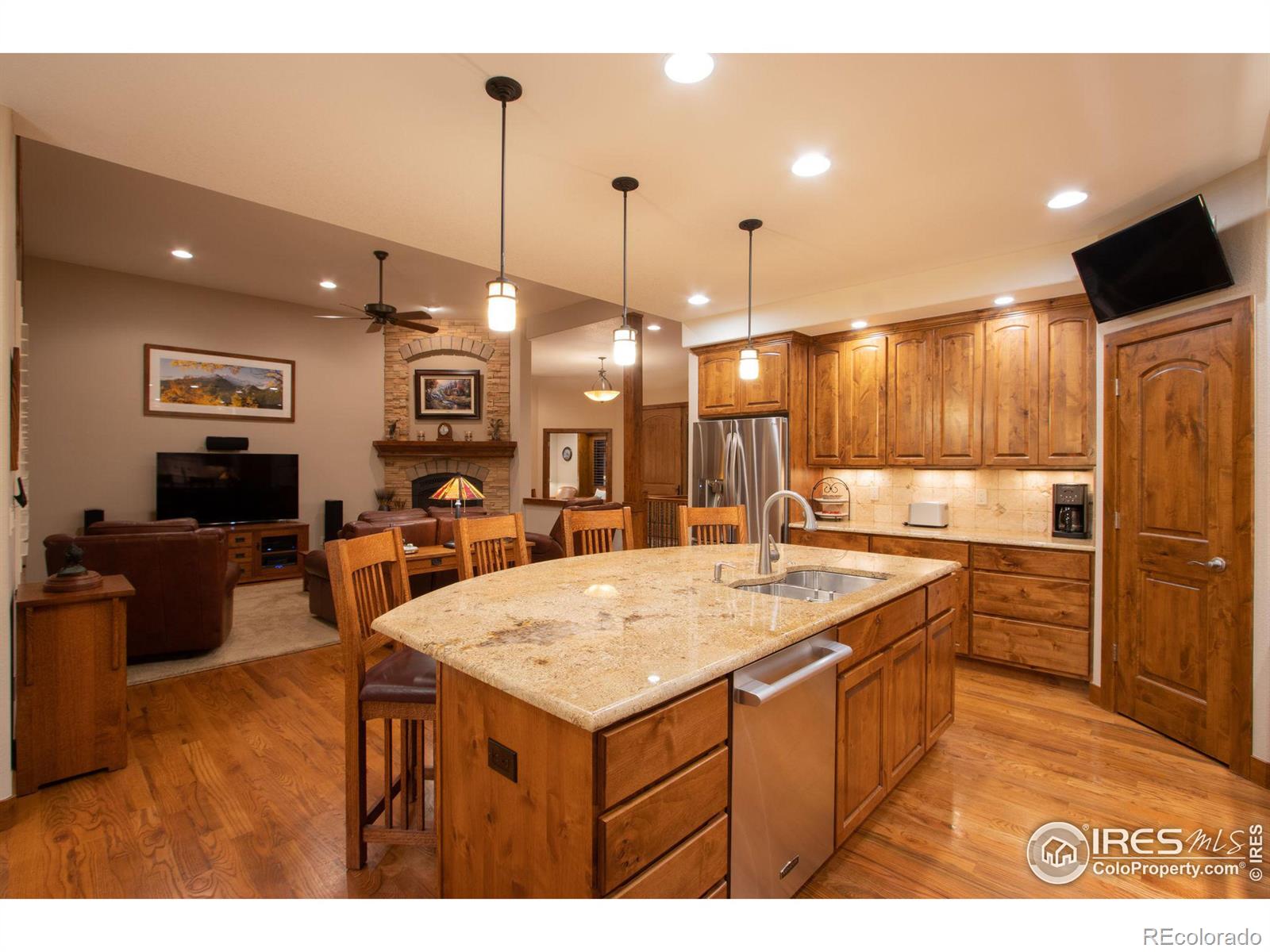 MLS Image #16 for 927  prism cactus circle,loveland, Colorado