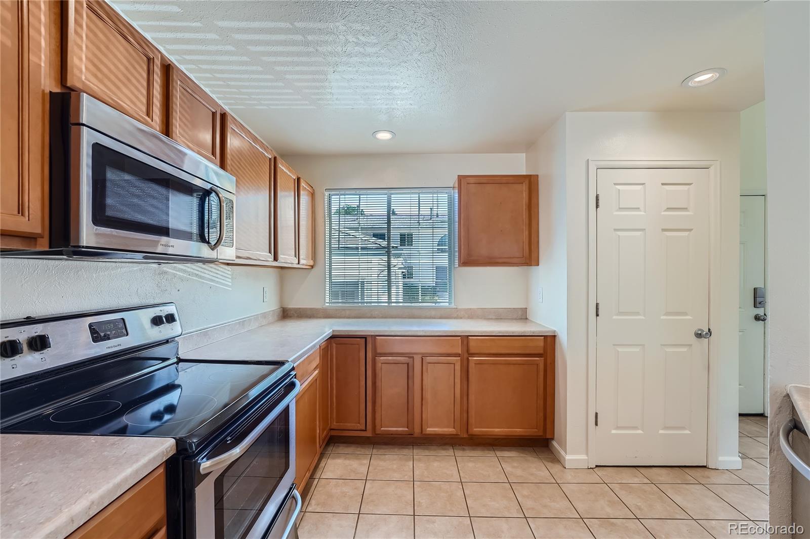 MLS Image #12 for 5185 w 61st drive,arvada, Colorado