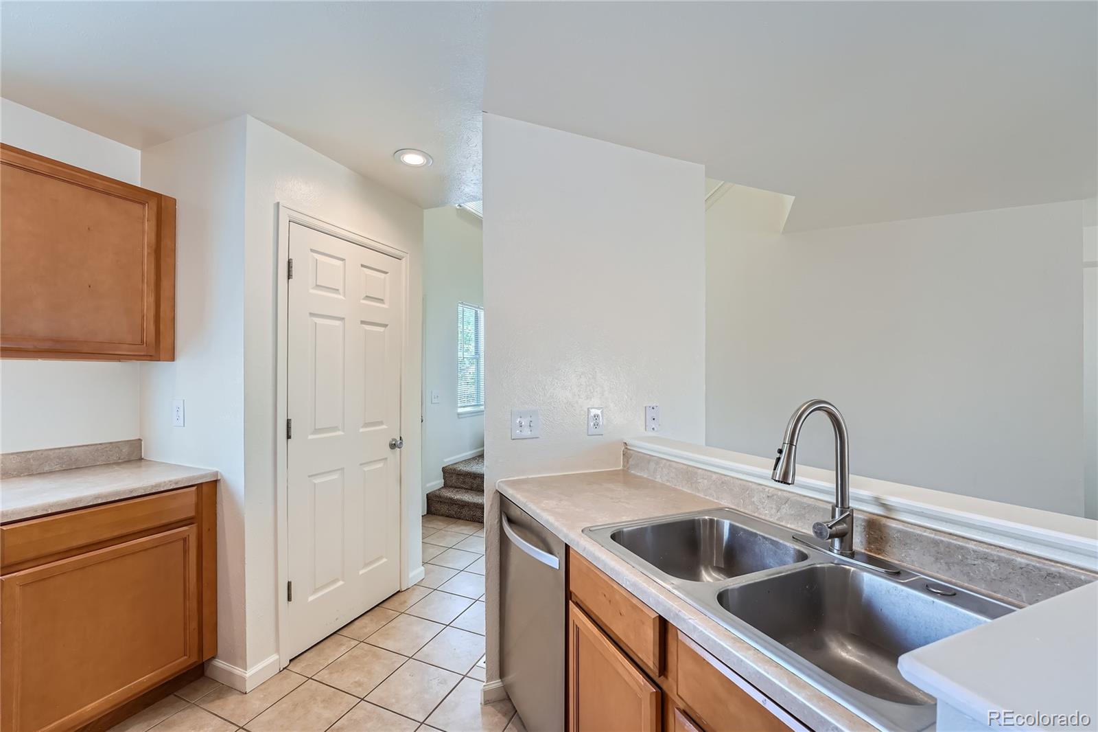 MLS Image #13 for 5185 w 61st drive,arvada, Colorado