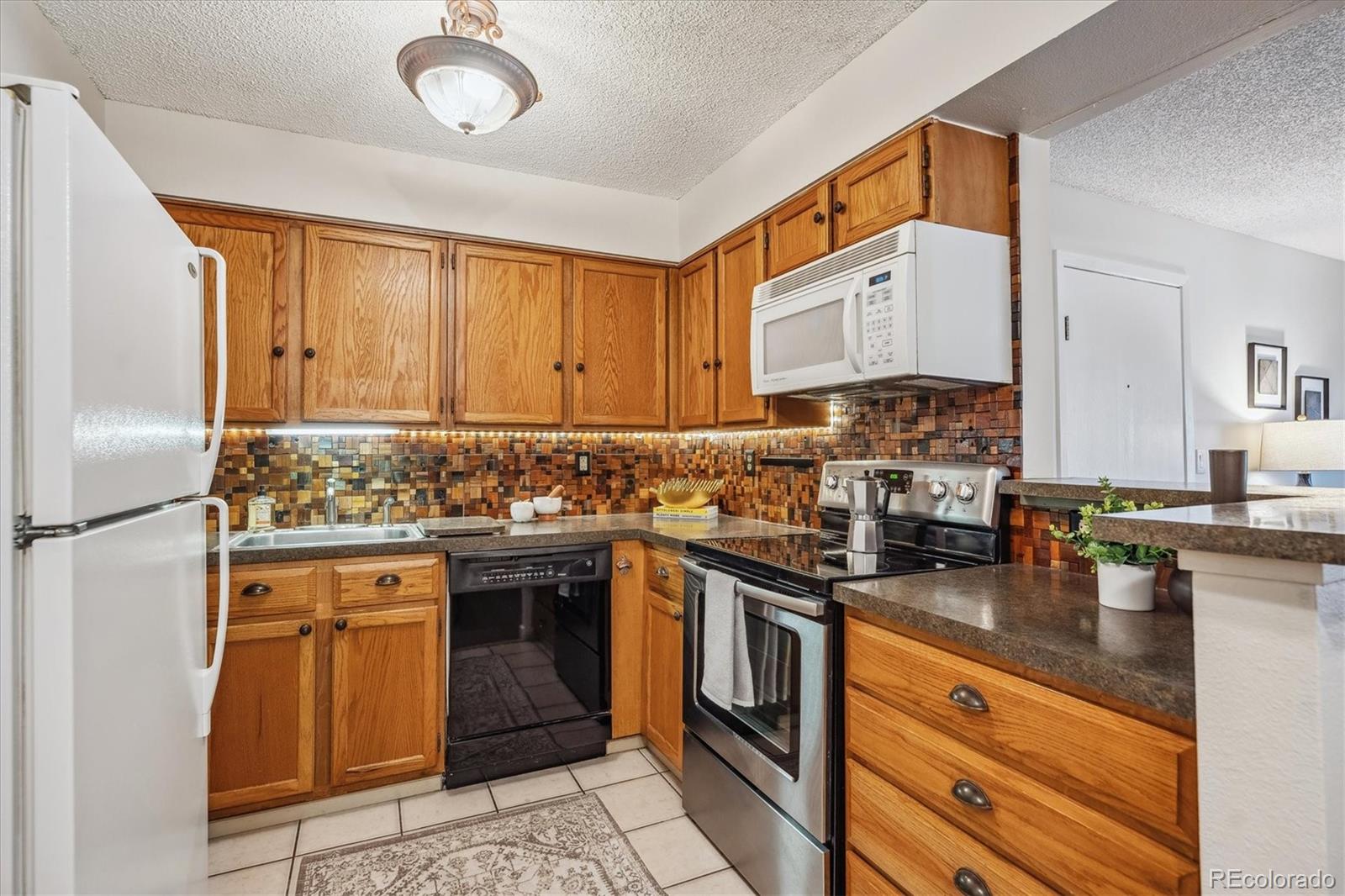 MLS Image #14 for 410  zang street,lakewood, Colorado