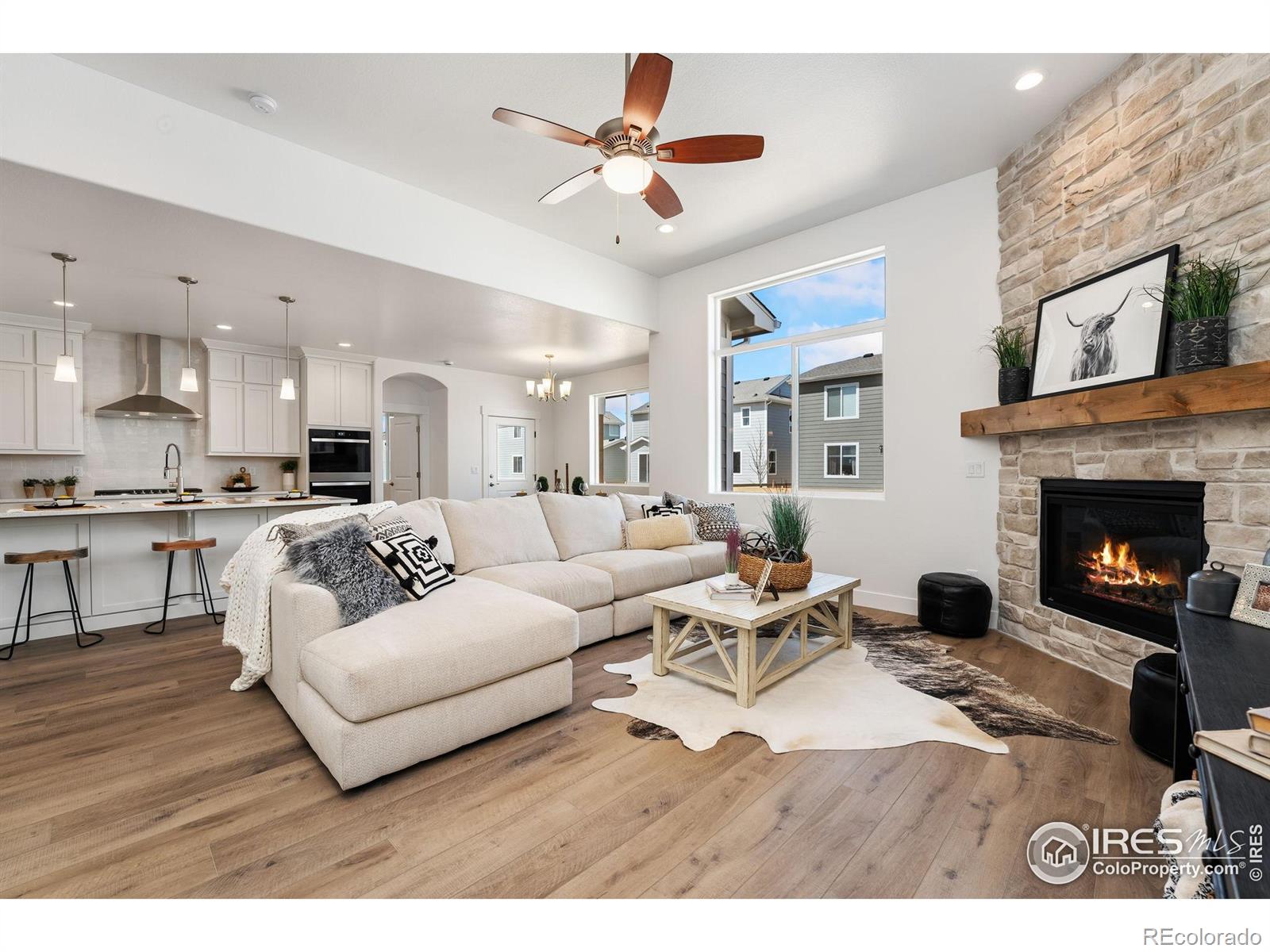MLS Image #10 for 838  loess lane,windsor, Colorado