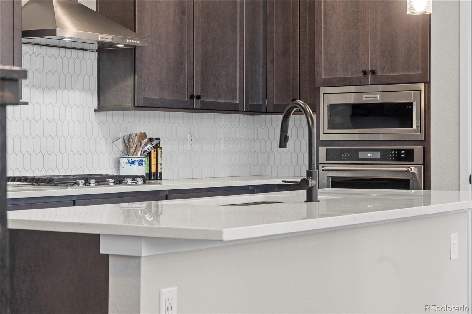 MLS Image #14 for 6328 n fulton court,denver, Colorado