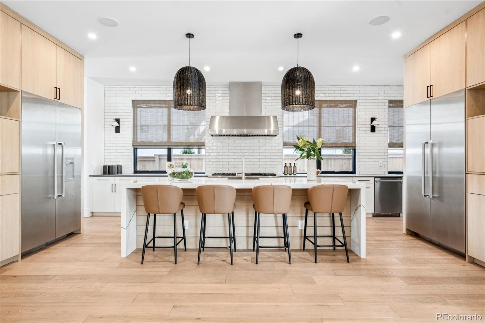 MLS Image #13 for 2475 s saint paul street,denver, Colorado