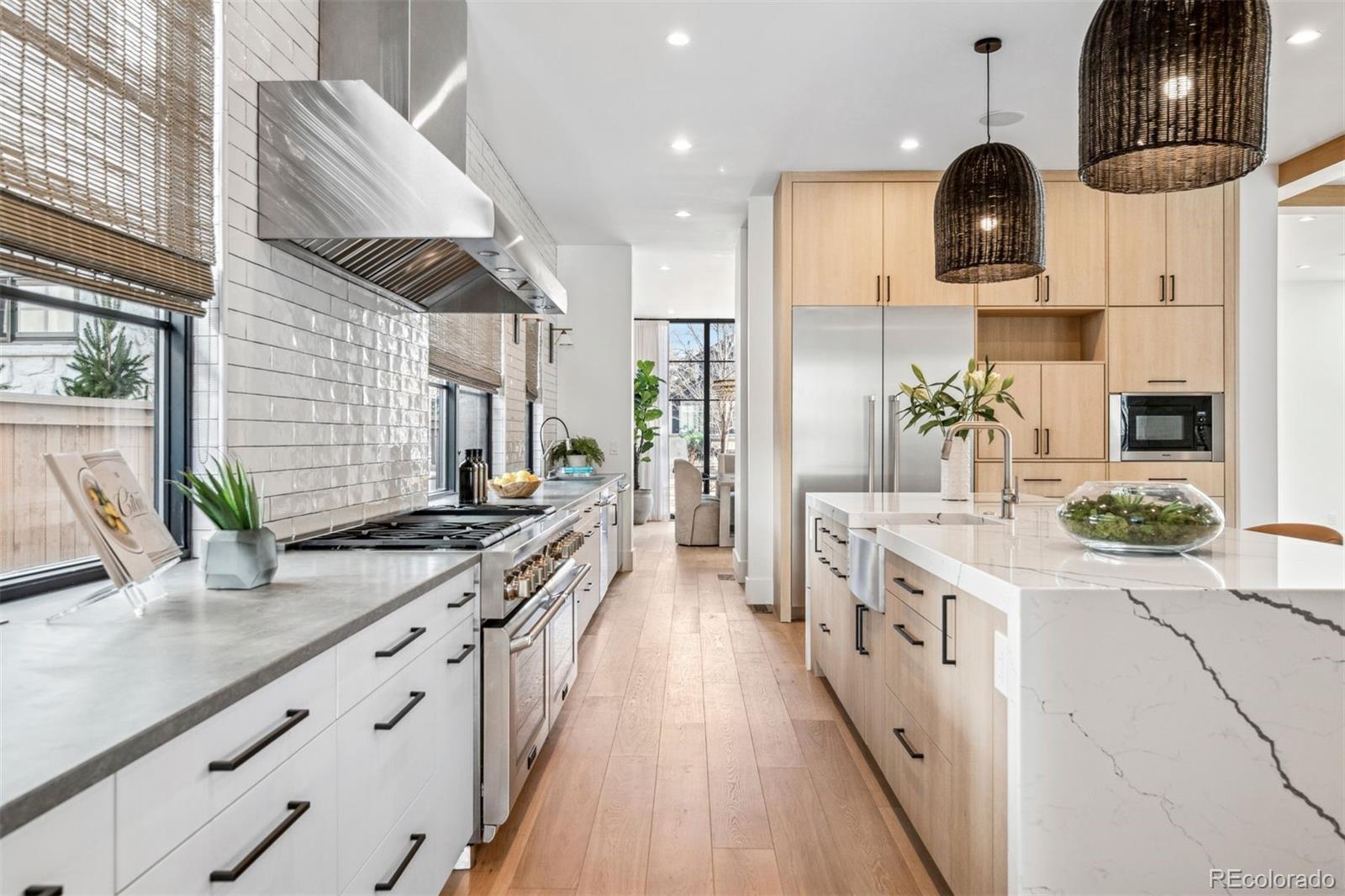 MLS Image #16 for 2475 s saint paul street,denver, Colorado