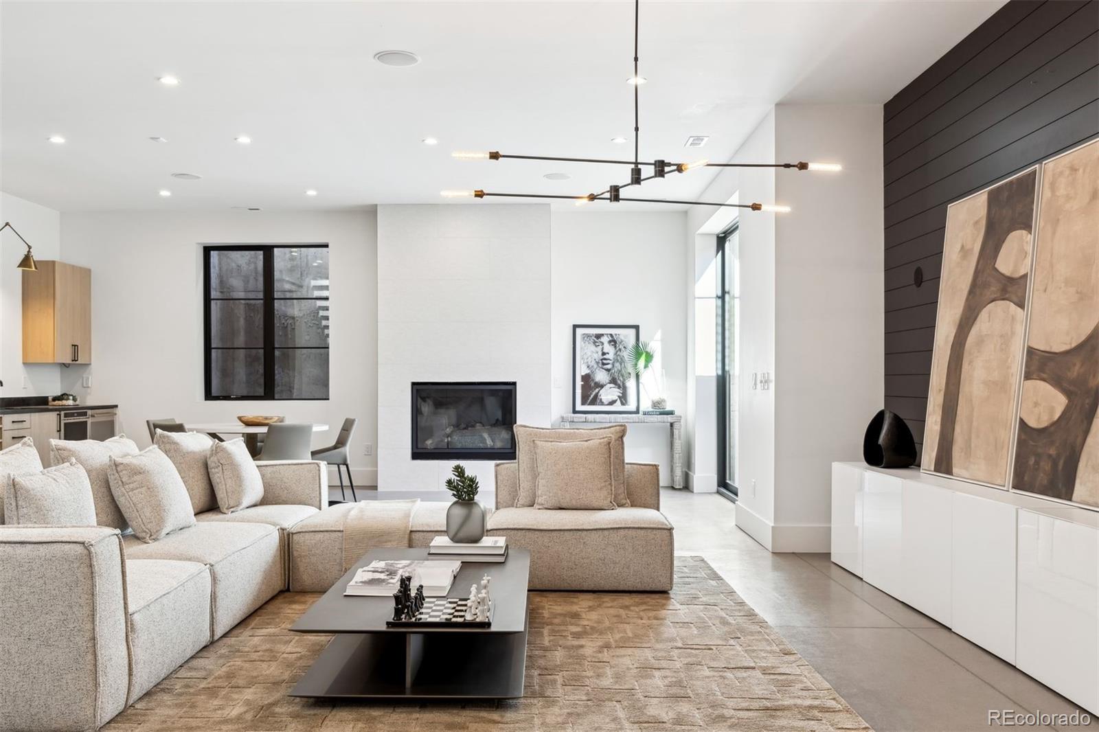 MLS Image #37 for 2475 s saint paul street,denver, Colorado