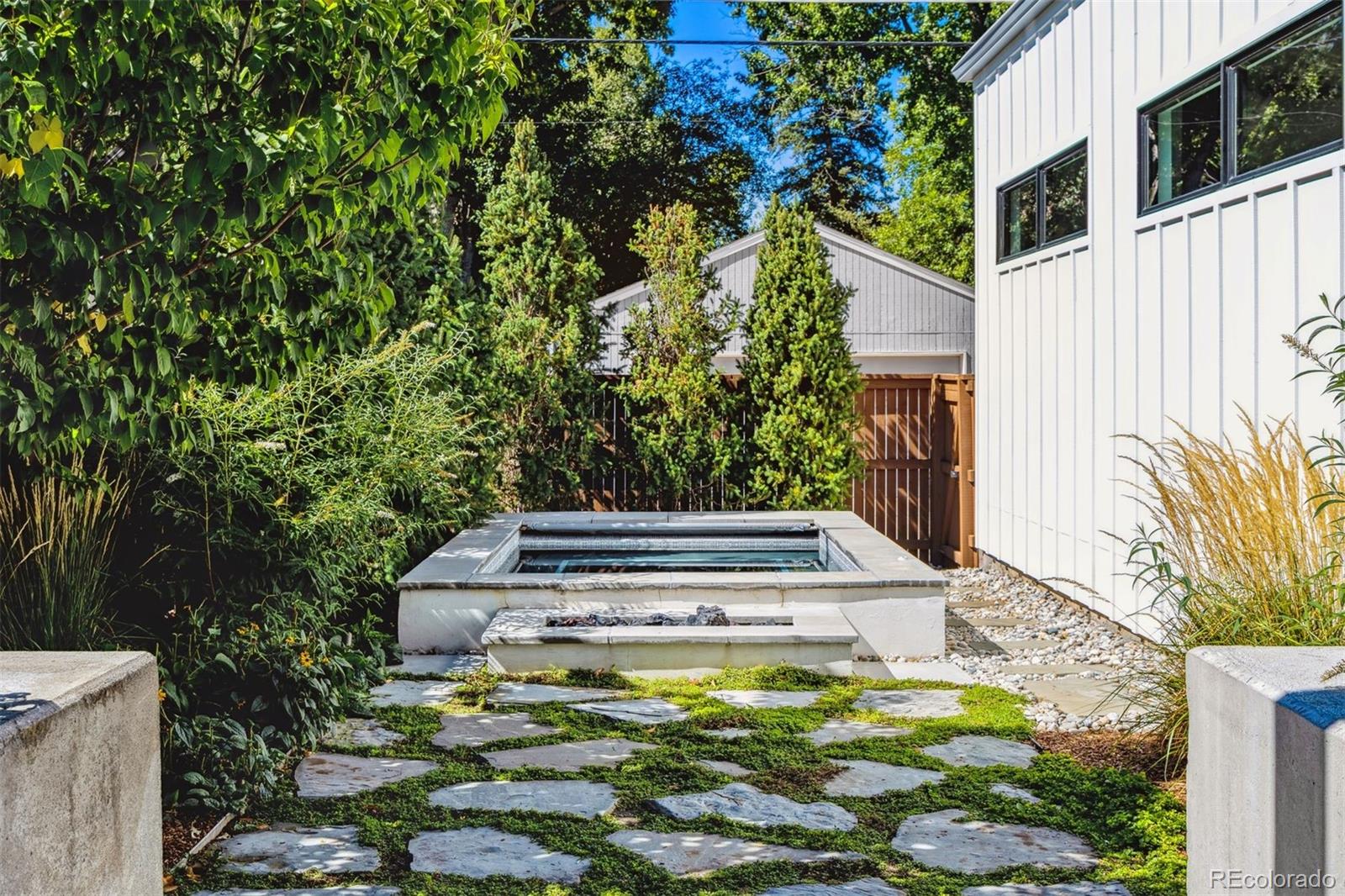 MLS Image #46 for 2475 s saint paul street,denver, Colorado