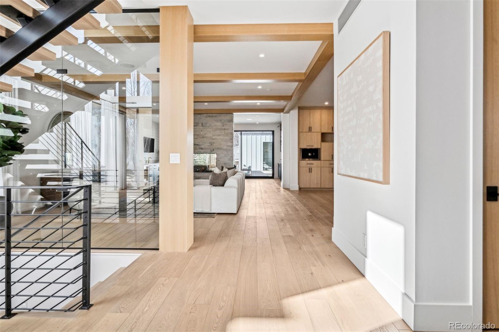 MLS Image #8 for 2475 s saint paul street,denver, Colorado