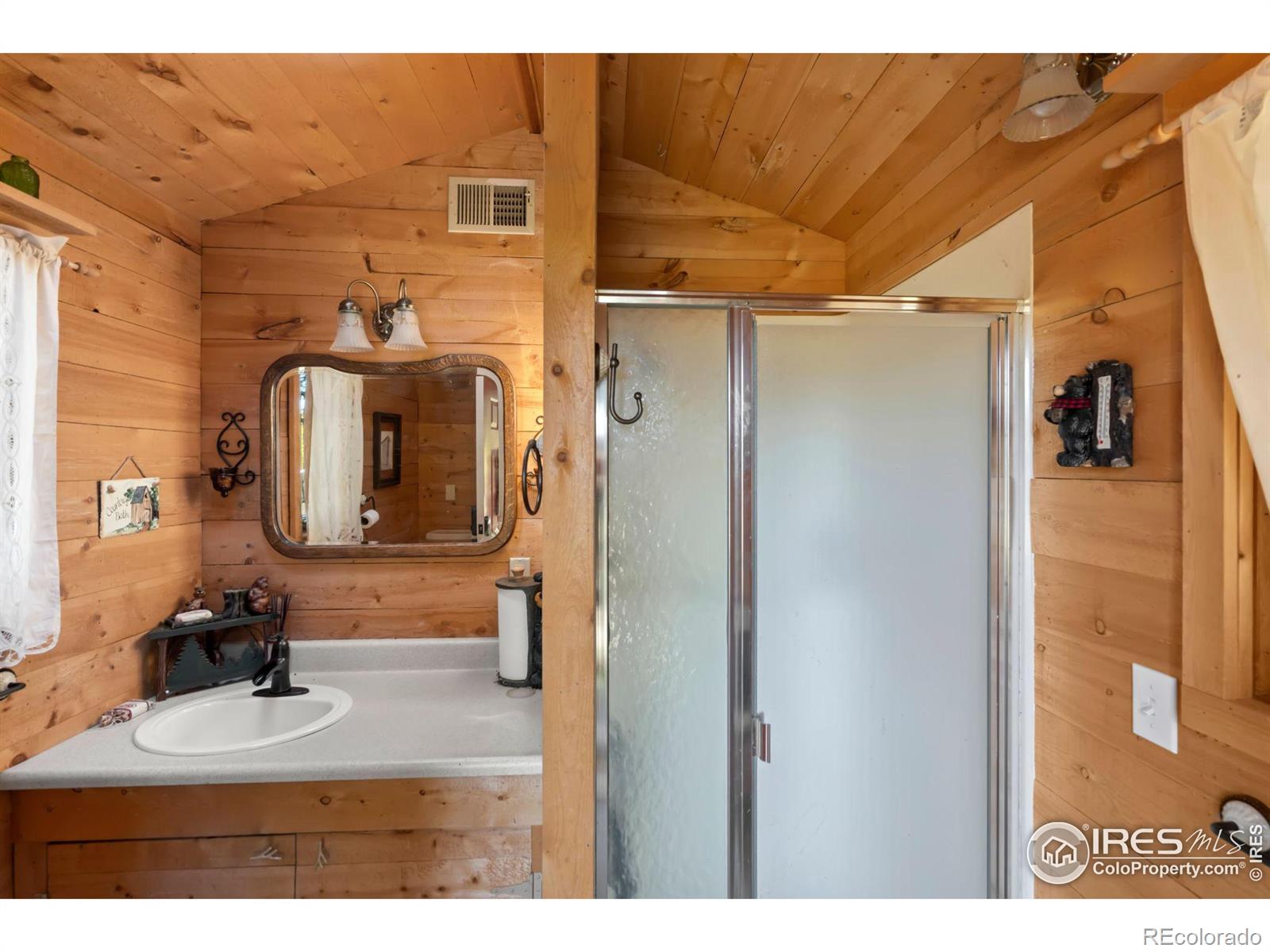 MLS Image #10 for 15  pine forest way,drake, Colorado